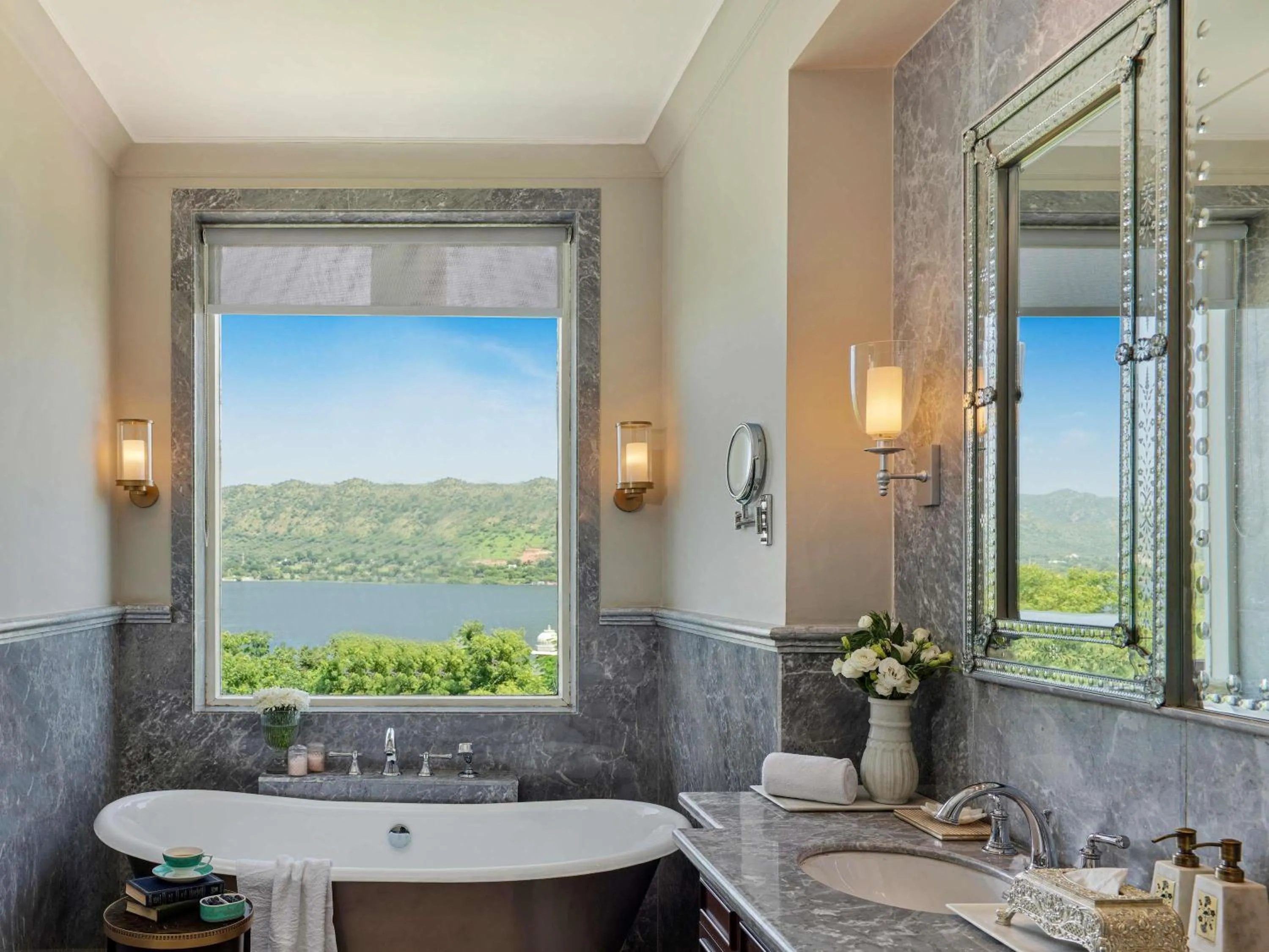 Bedroom in Raffles Udaipur