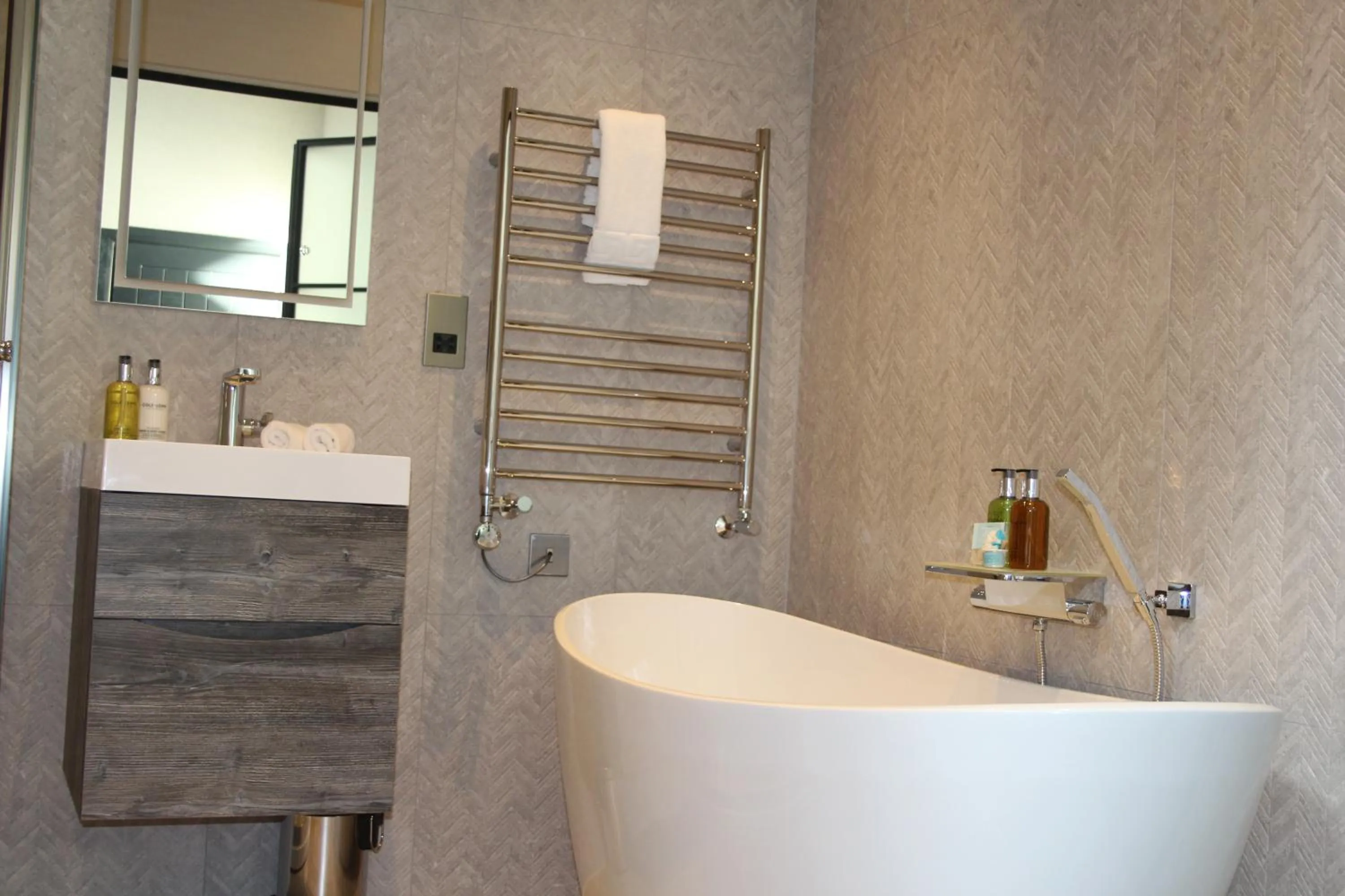 Bathroom in The Merchant's Yard