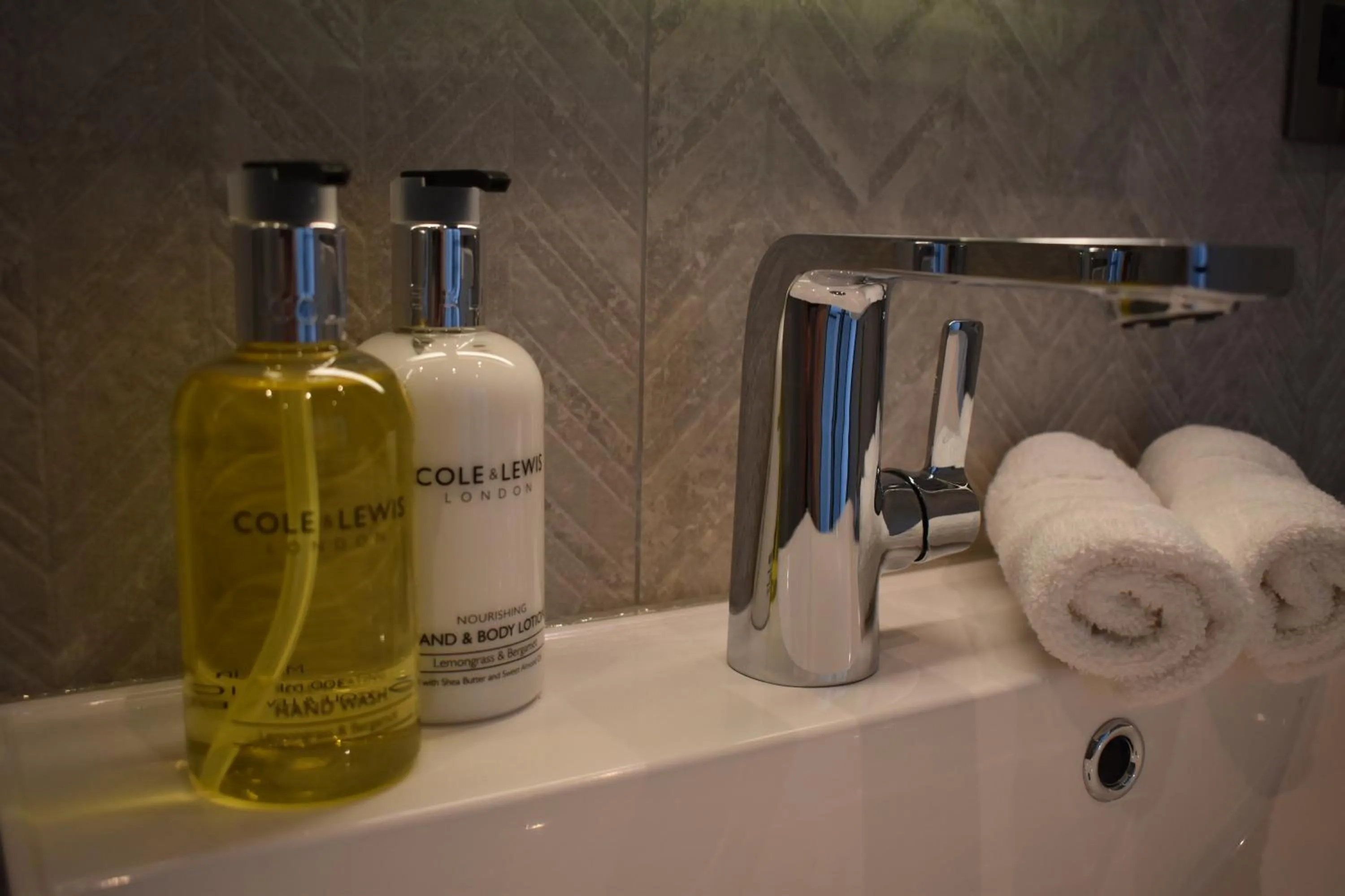 Bathroom in The Merchant's Yard