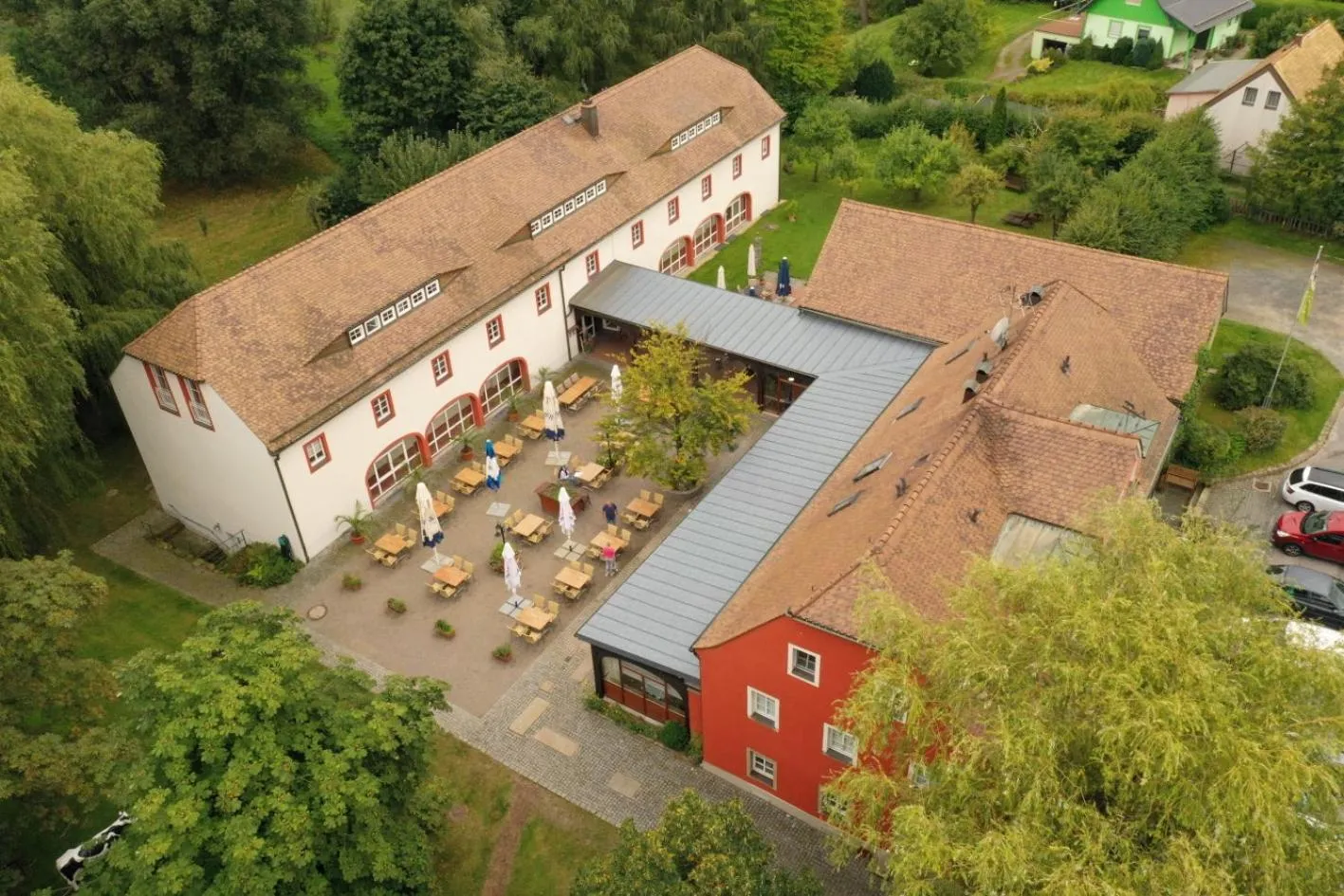 Property building in Landidyll Hotel Erbgericht Tautewalde
