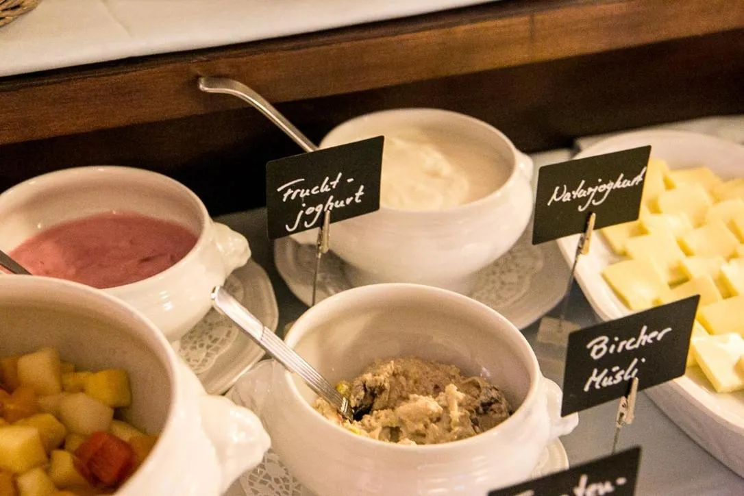 Breakfast in Landidyll Hotel Erbgericht Tautewalde