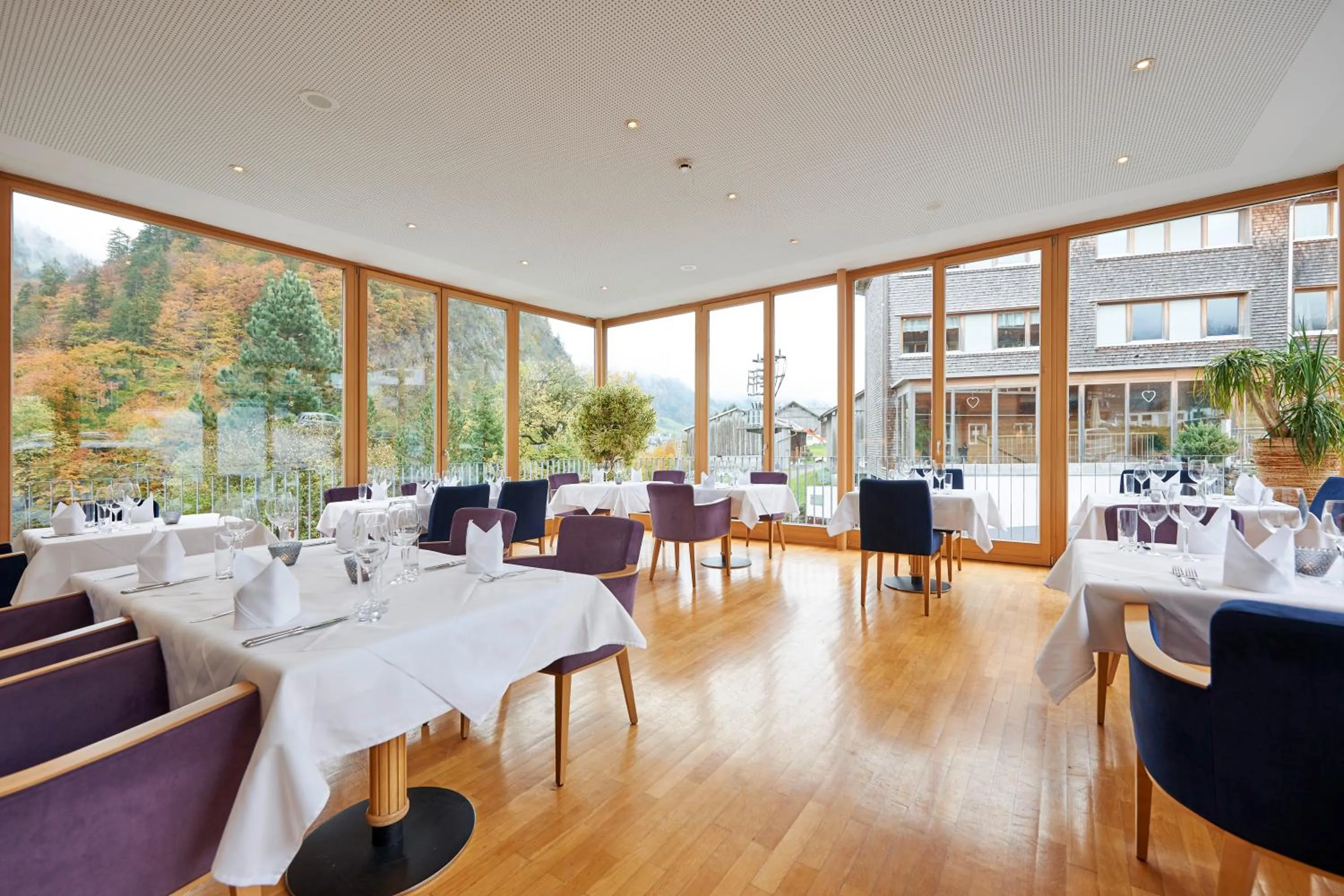 Restaurant/places to eat in Hotel Adler