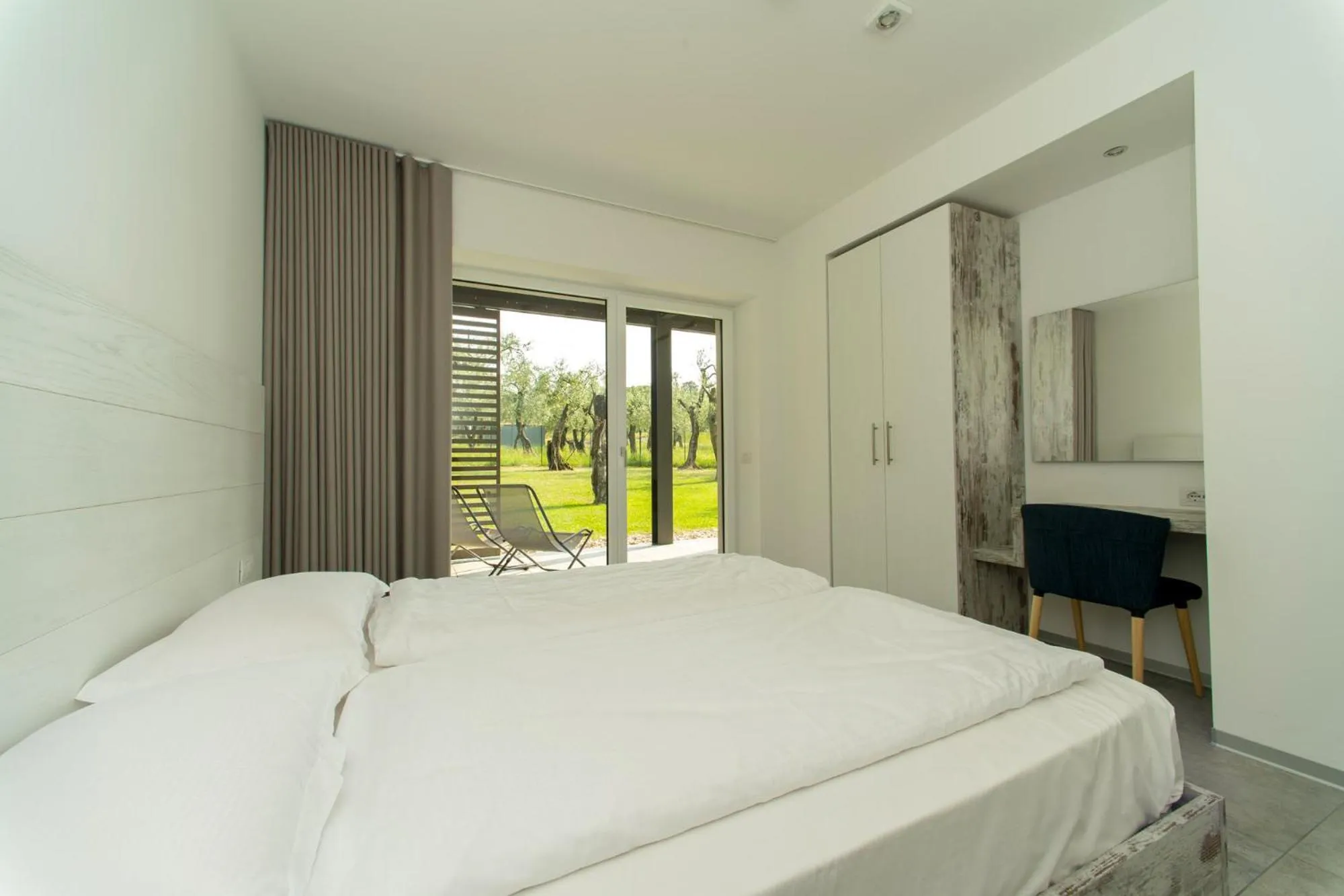 Bed in Residence Malcesine-Active&Family