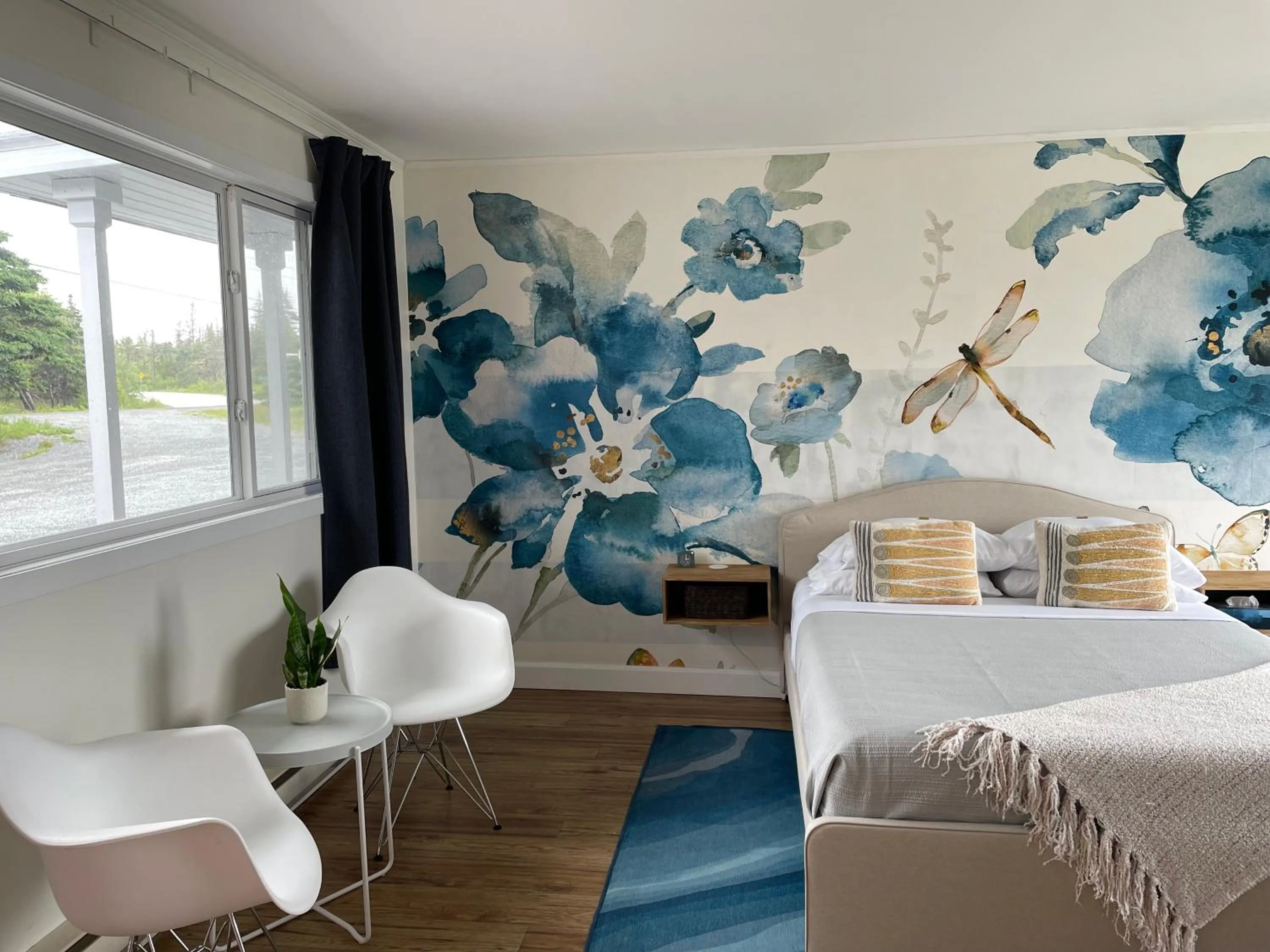 Photo of the whole room in The Marmalade Motel