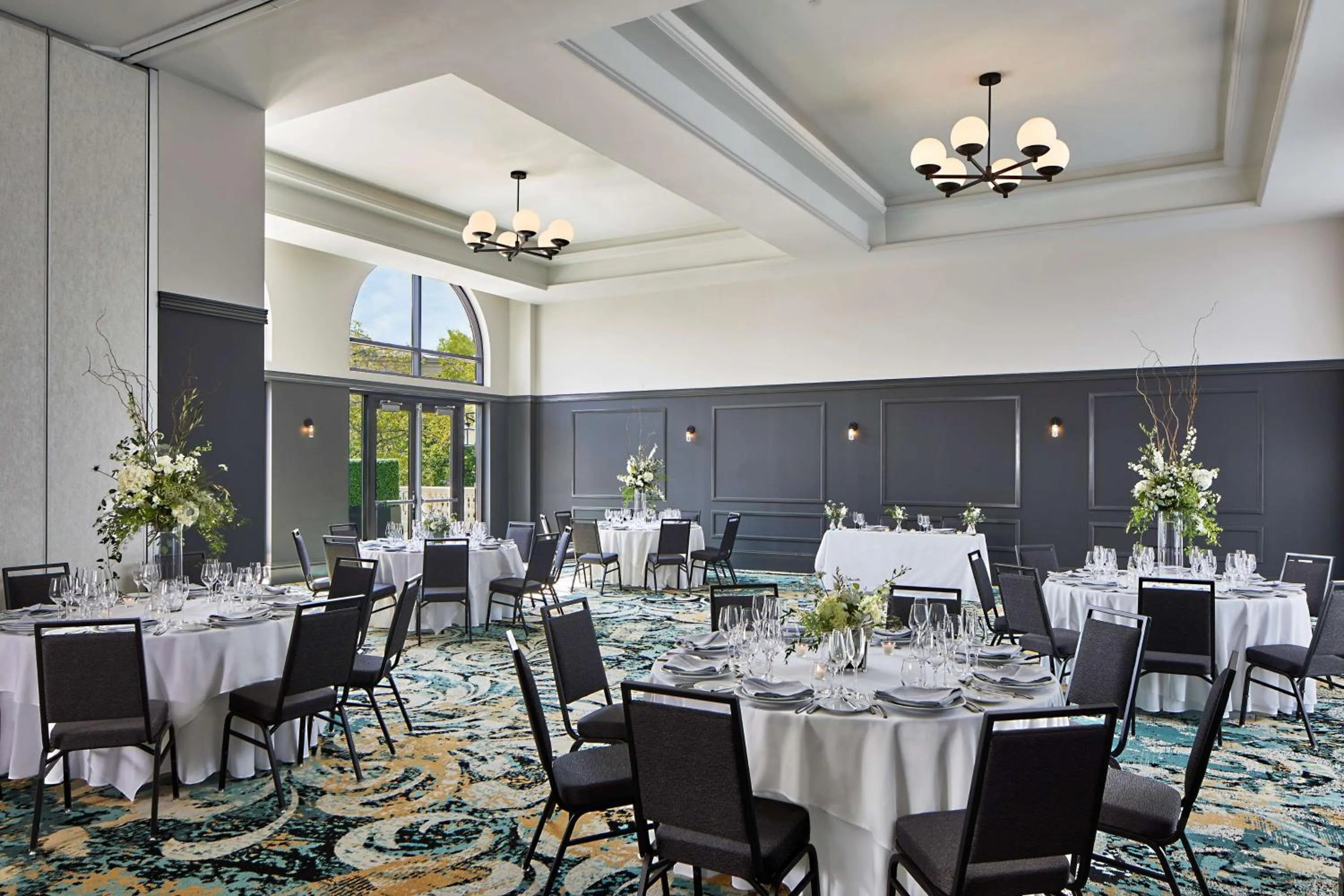 Meeting/conference room in The Hamilton Alpharetta, Curio Collection By Hilton
