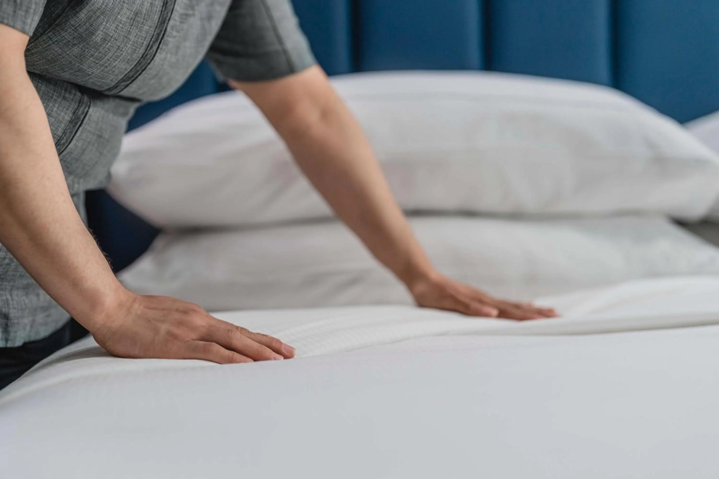 Bed in The Hamilton Alpharetta, Curio Collection By Hilton