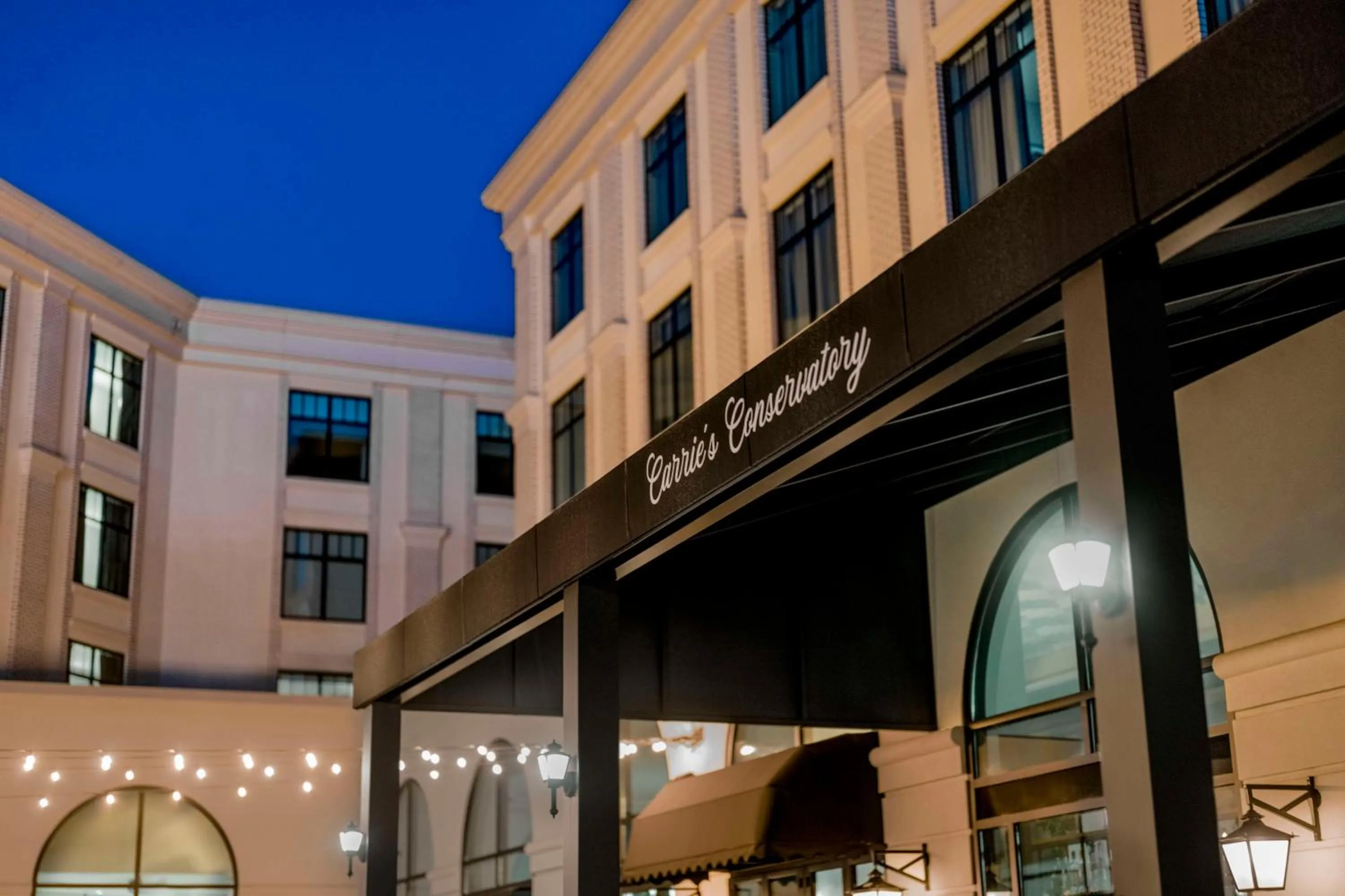 The Hamilton Alpharetta, Curio Collection By Hilton