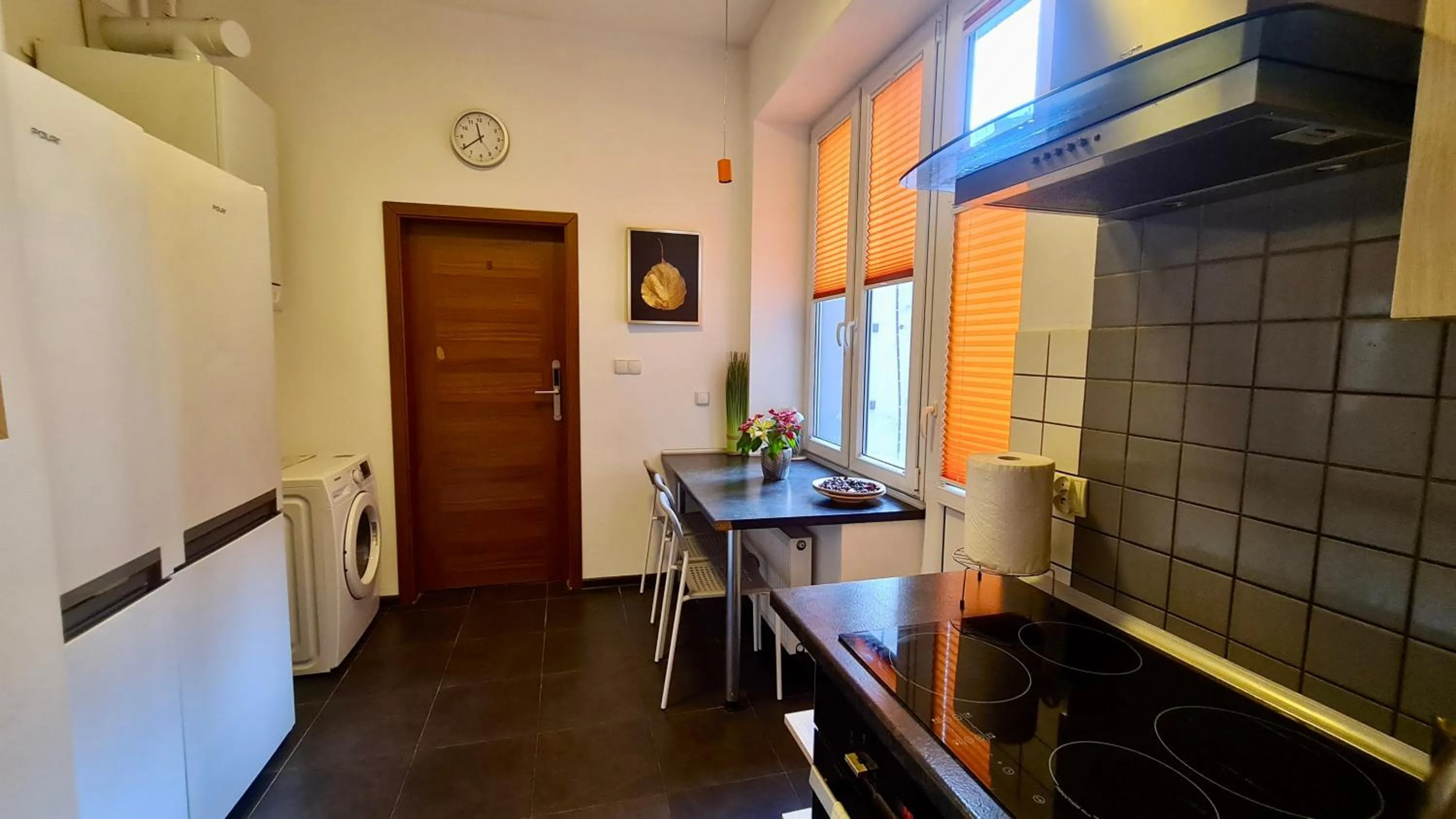 Kitchen or kitchenette in Hostel Moderna Rest