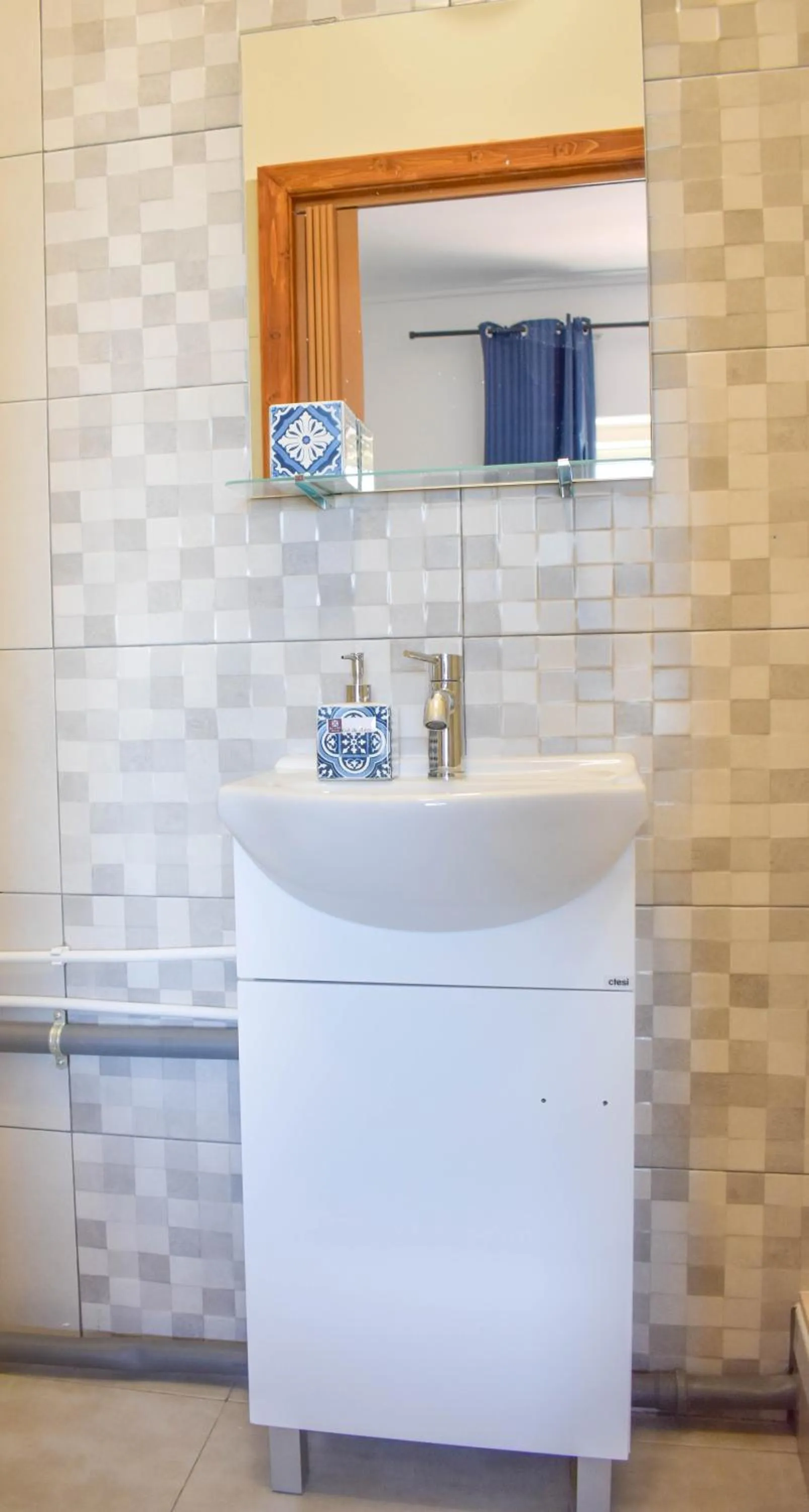 Bathroom in Batalhoz House