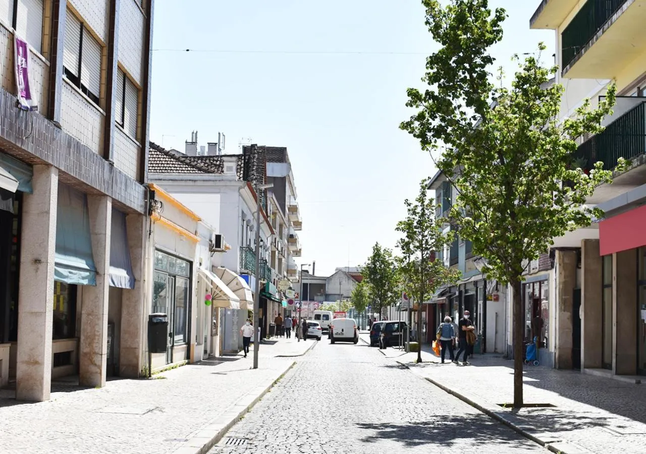 Neighbourhood in Batalhoz House