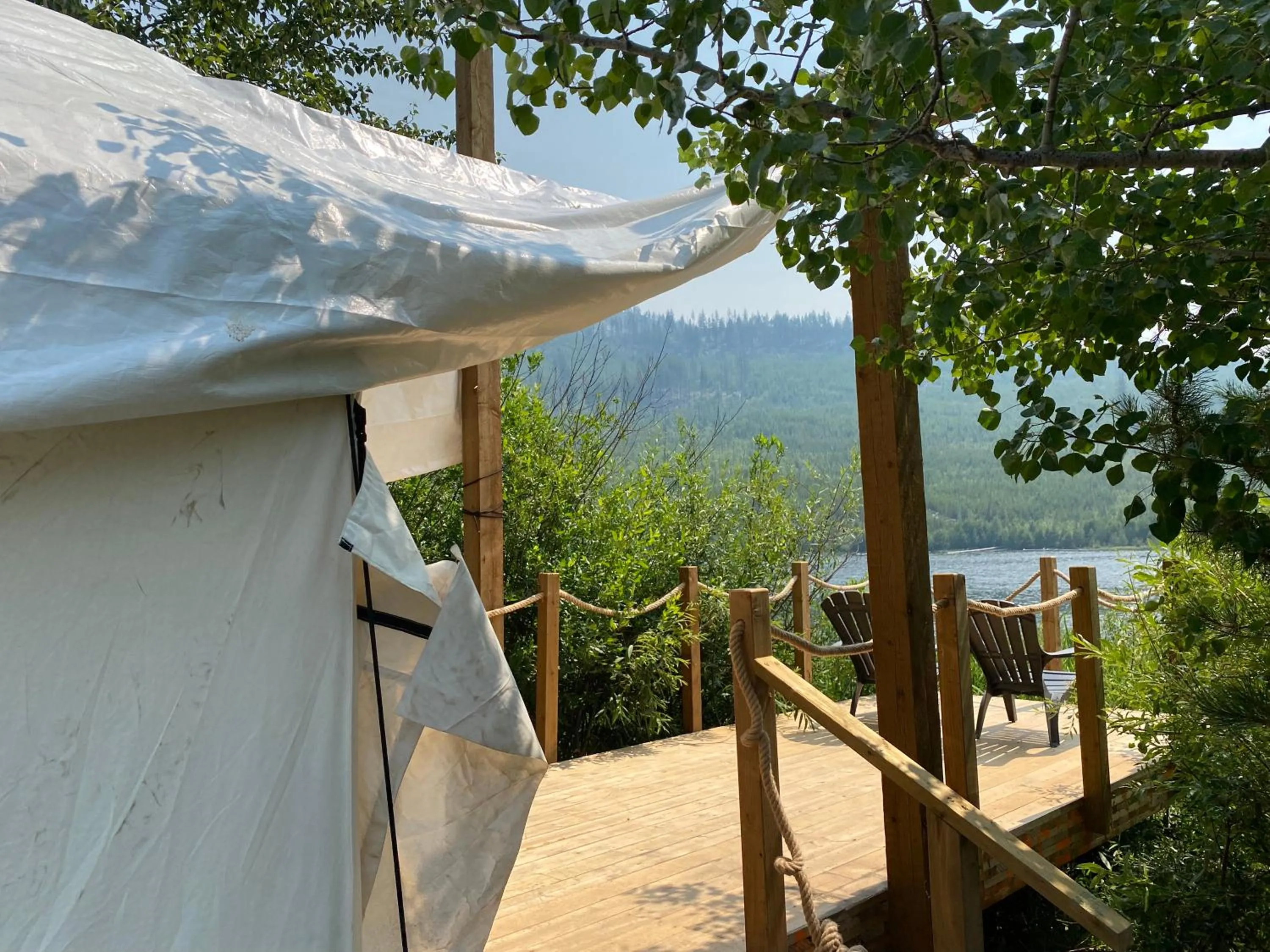 Balcony/Terrace in Chute Lake Lodge