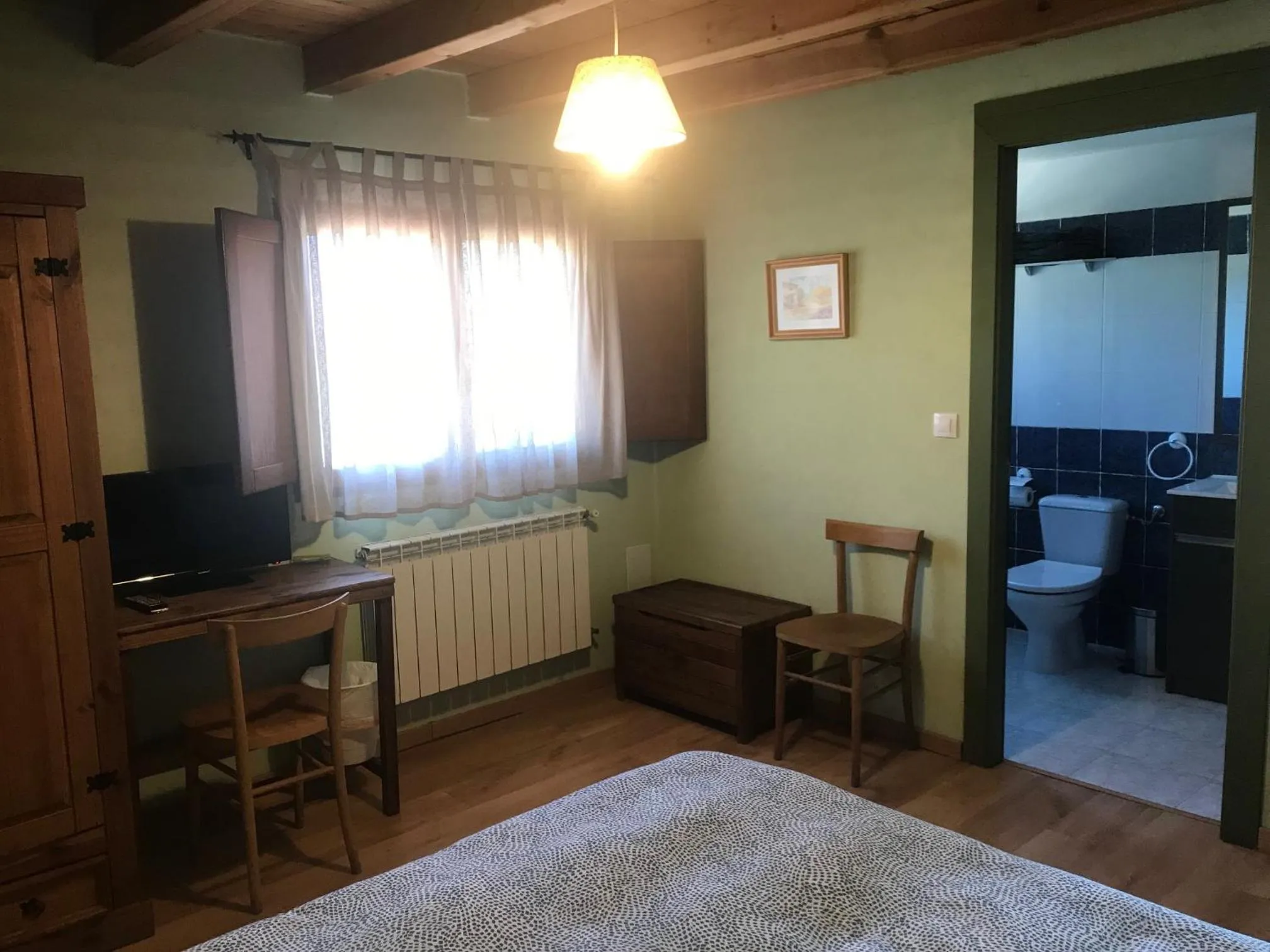 Photo of the whole room, Bed in Alojamientos Casa San Habitaciónes