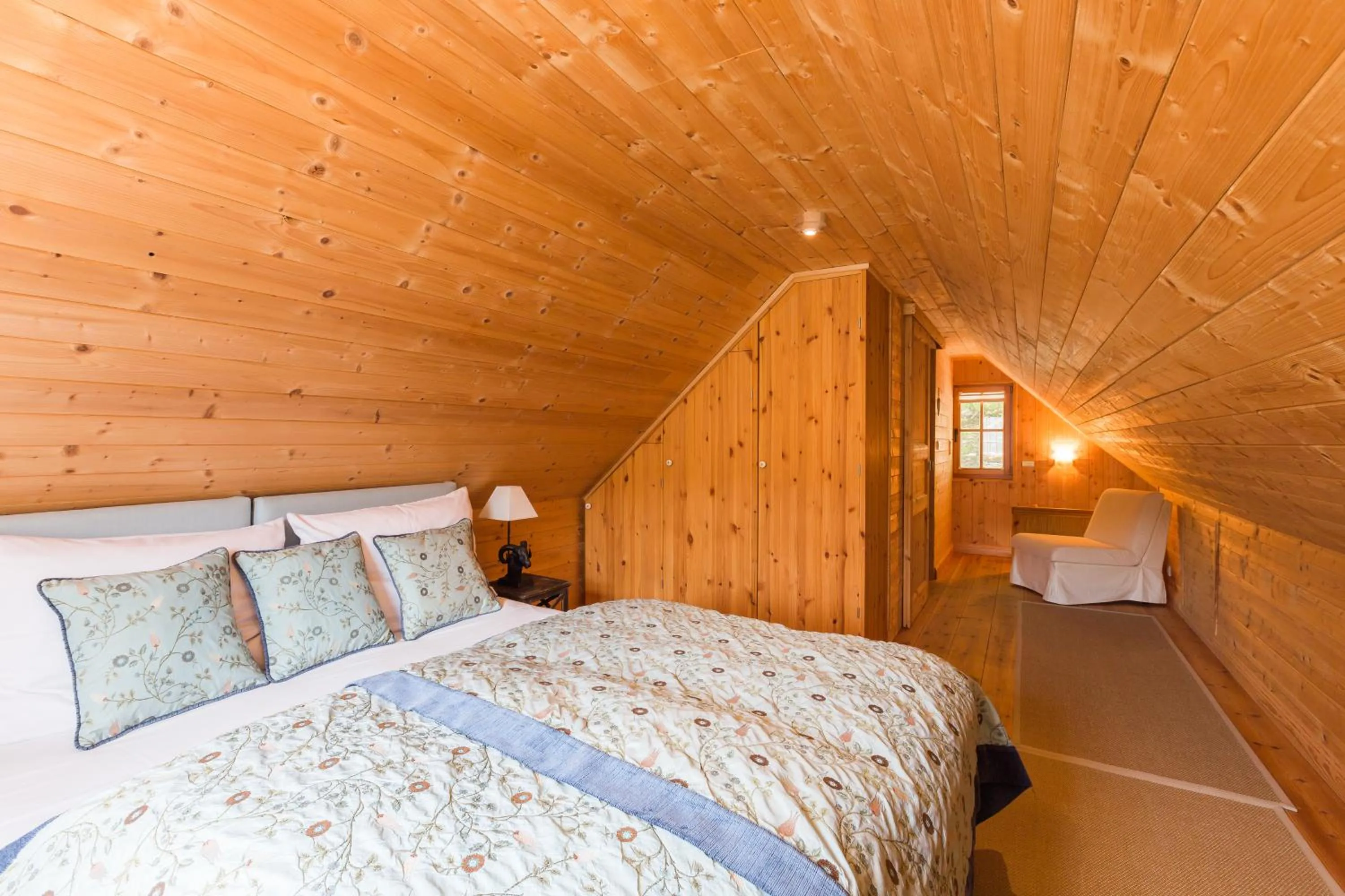 Bedroom, Bed in Hotel Gut Klostermühle natur resort & medical spa