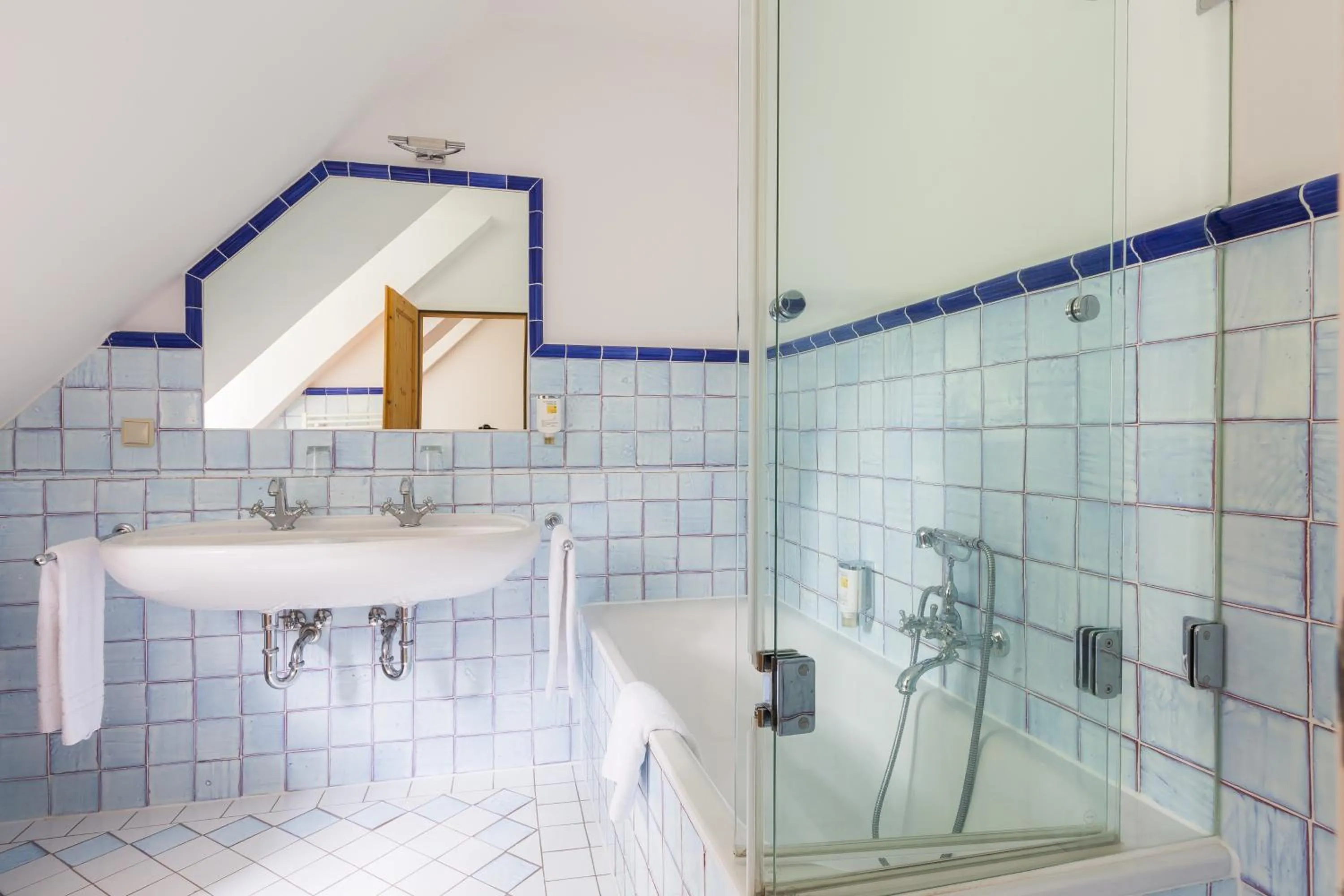 Bathroom in Hotel Gut Klostermühle natur resort & medical spa