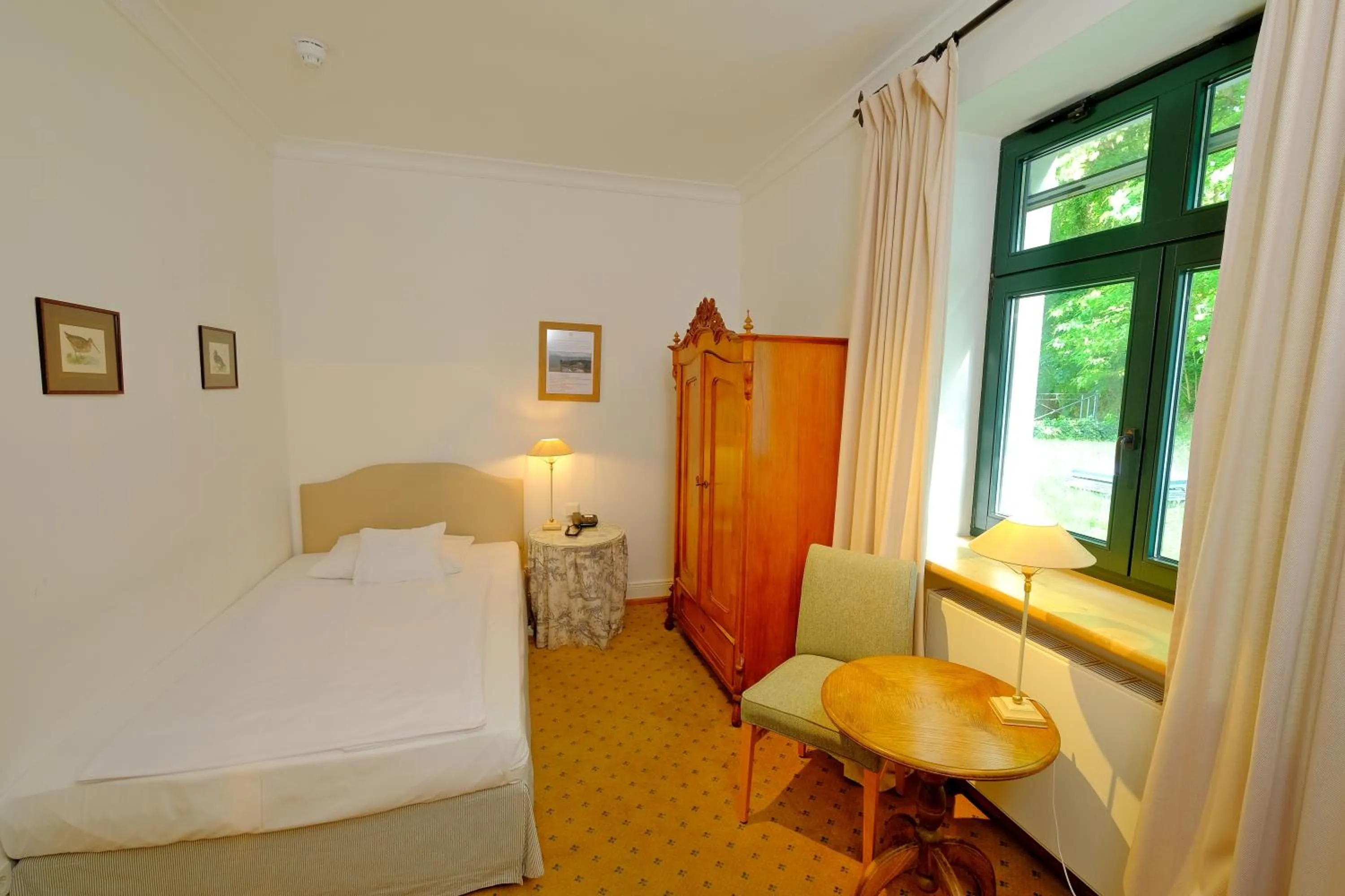 Photo of the whole room, Bed in Hotel Gut Klostermühle natur resort & medical spa