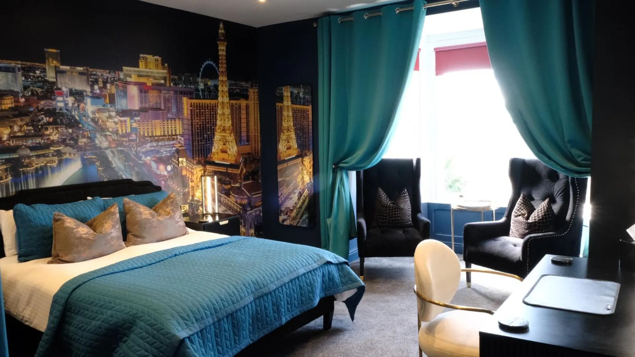 Bedroom, Bed in St Hildas Complex