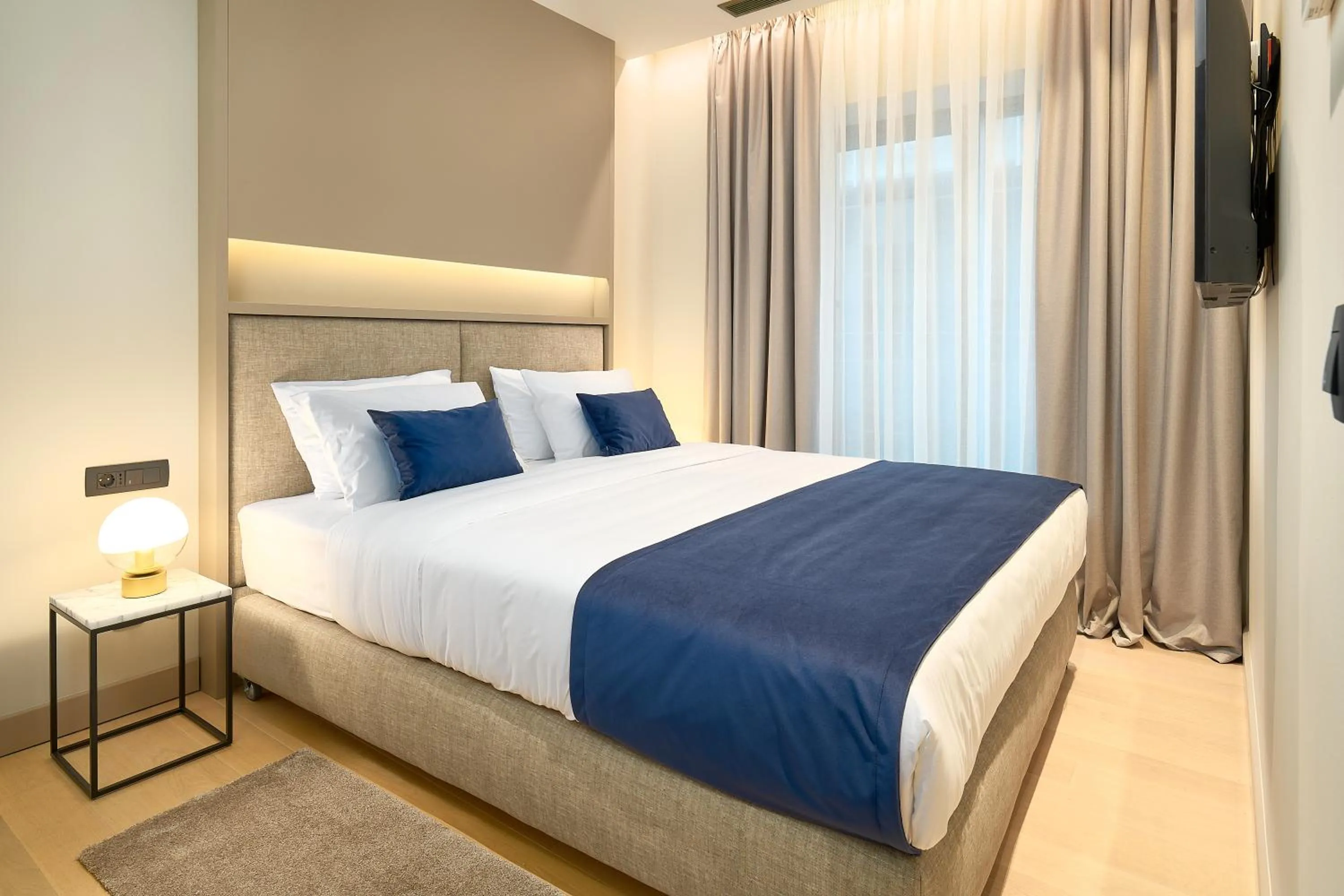 Bed in Boutique Hotel Porto