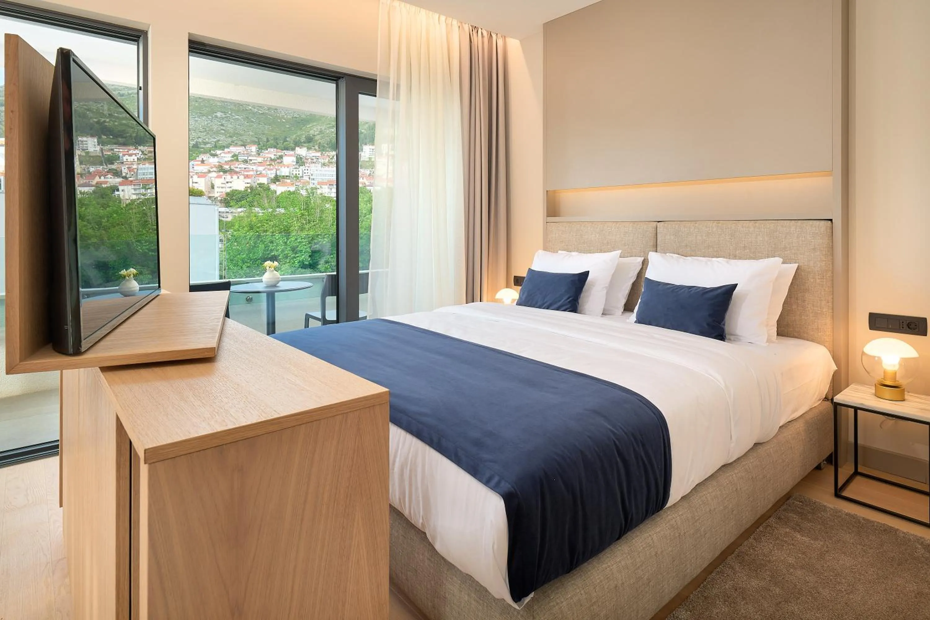 TV and multimedia, Bed in Boutique Hotel Porto