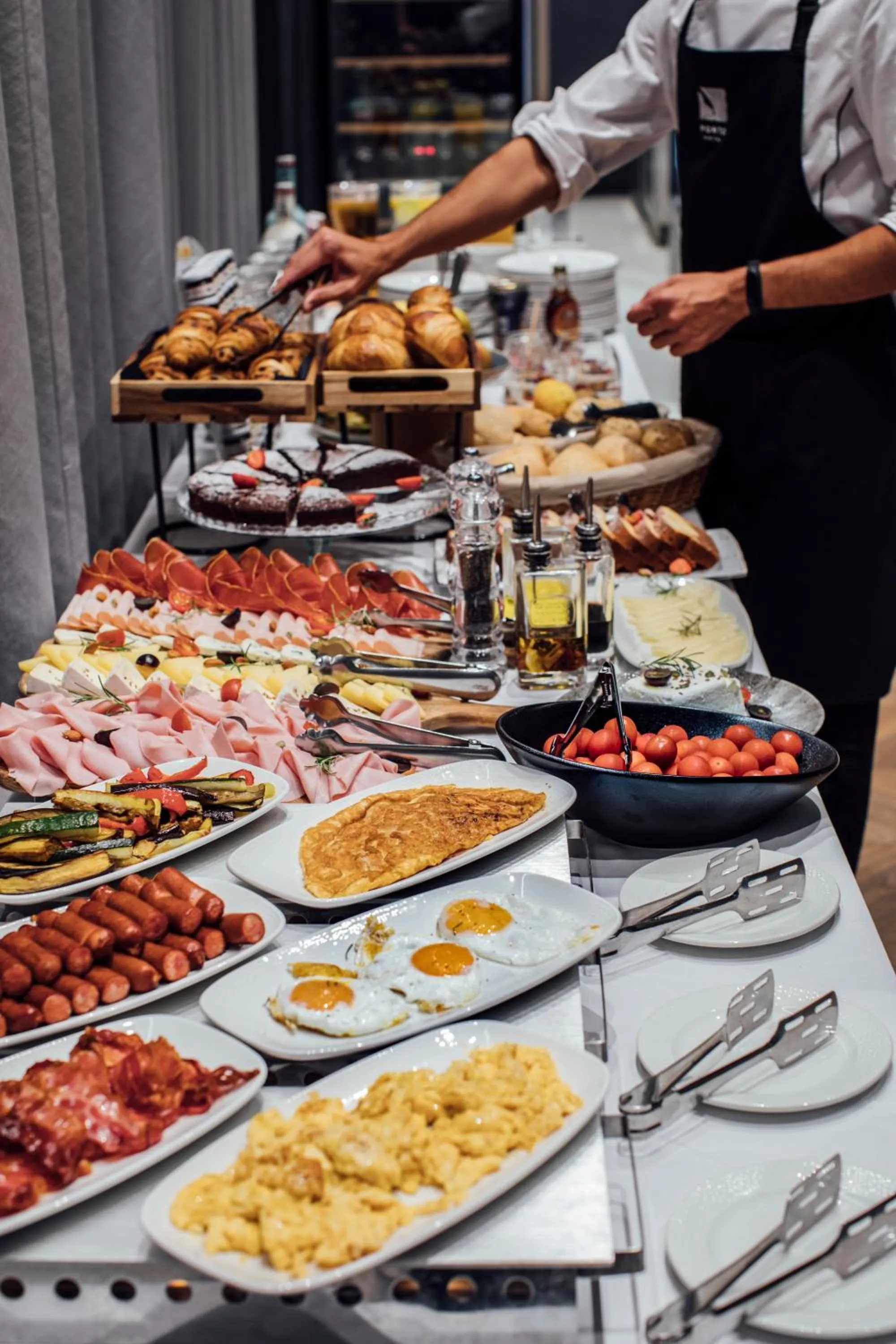 Breakfast in Boutique Hotel Porto