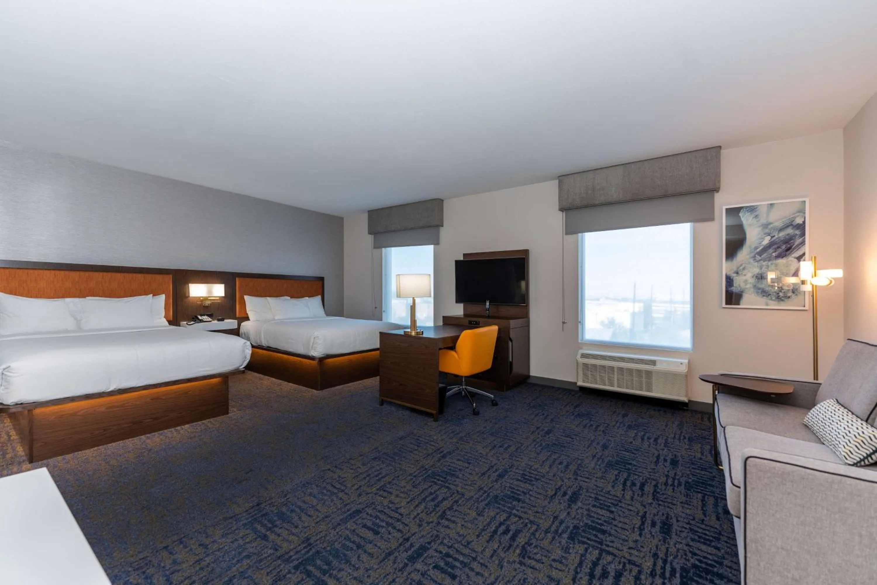 Bedroom, Bed in Hampton Inn & Suites Sugar Land, Tx