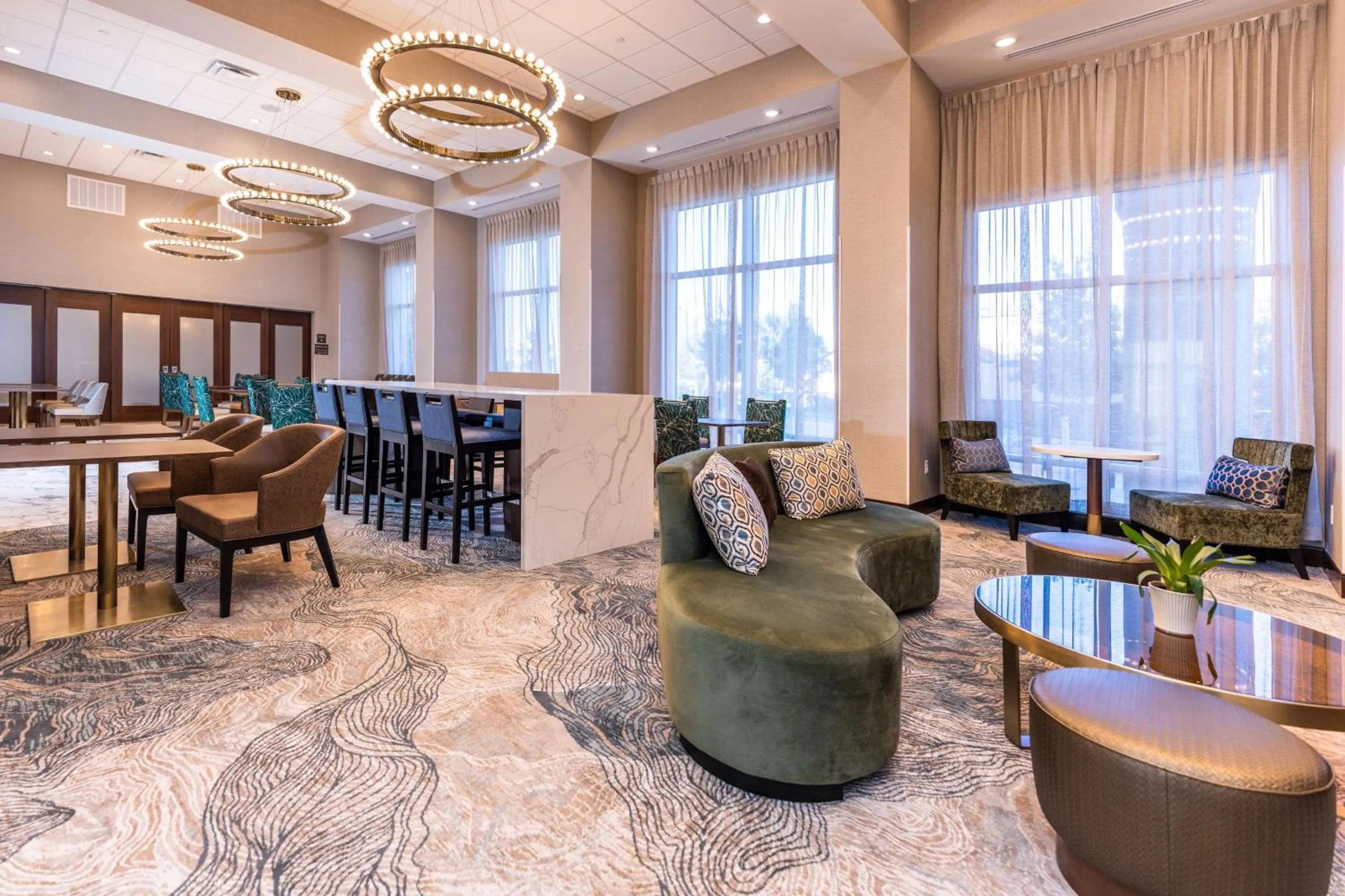 Breakfast in Hampton Inn & Suites Sugar Land, Tx