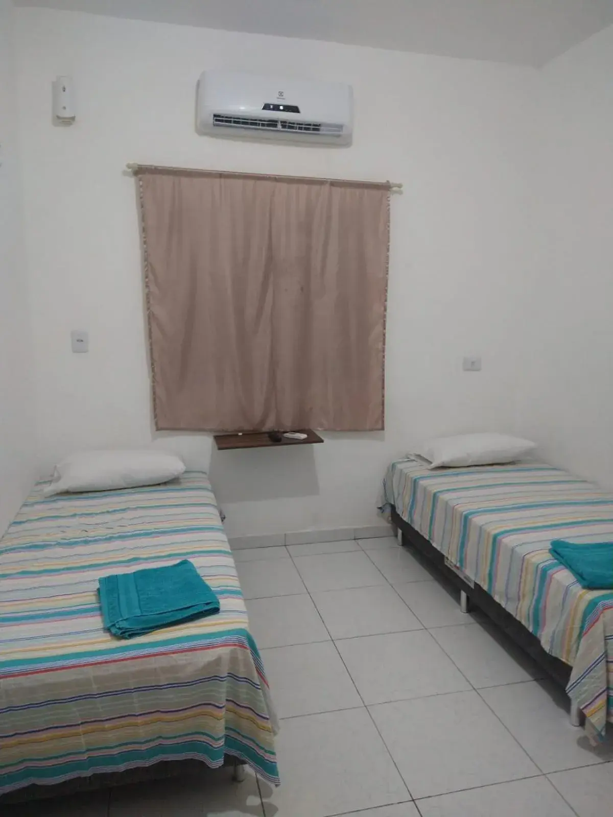 Double Room in Hotel 678 Double Room in Hotel 678