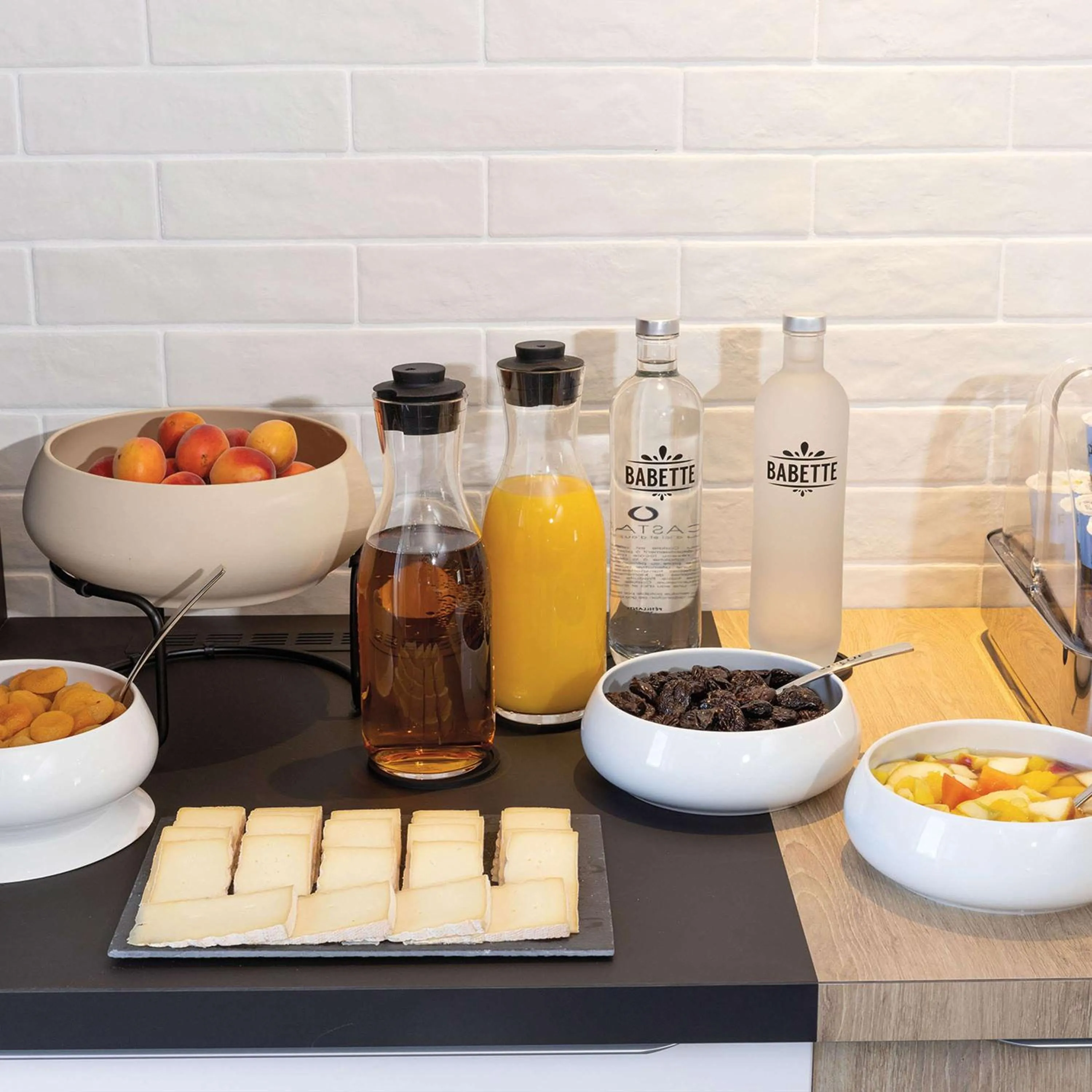 Food and drinks in Hilton Garden Inn Tours Centre, France