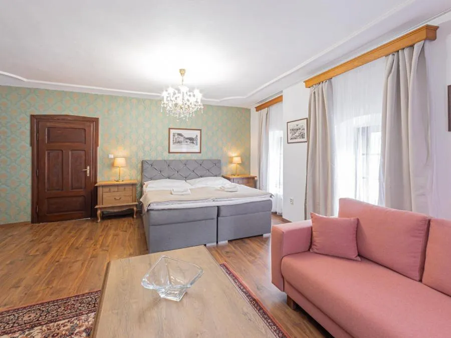 Bed in Hotel Salamander - Garni