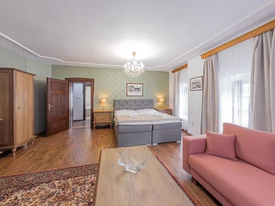 Bed in Hotel Salamander - Garni