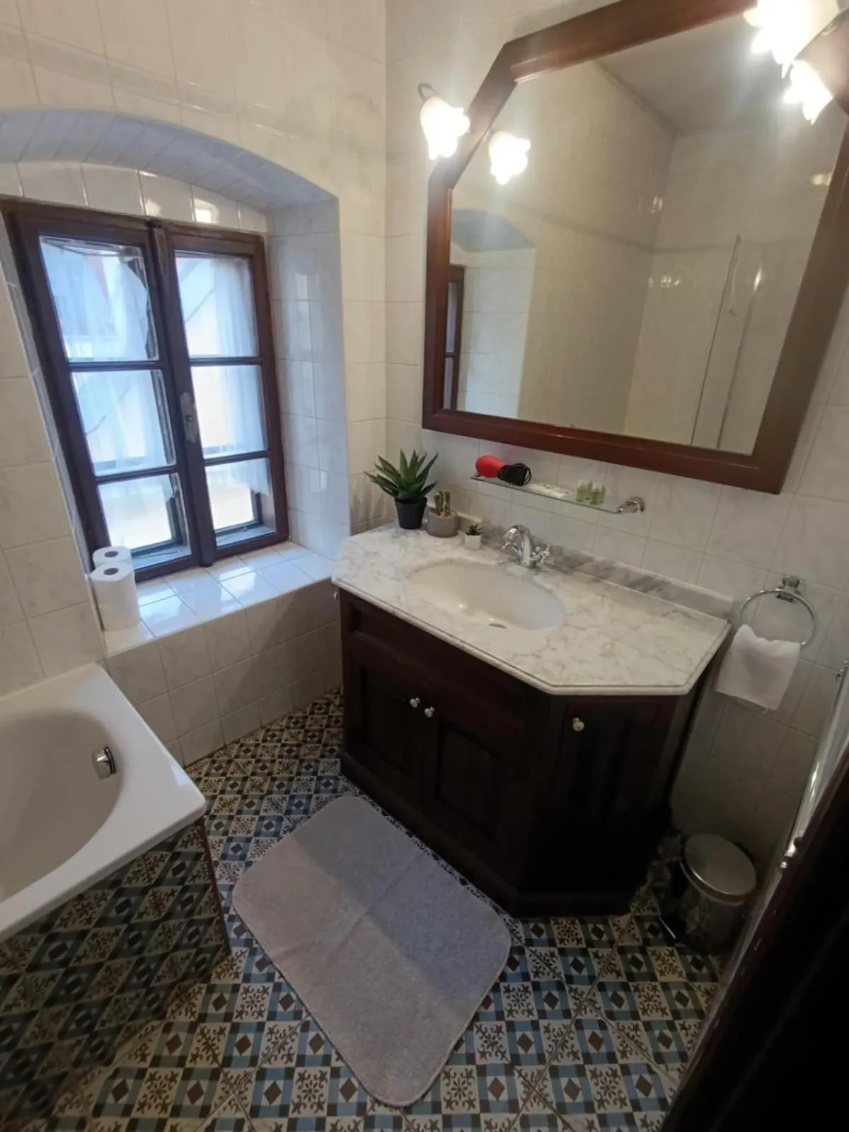 Hotel Salamander - Garni