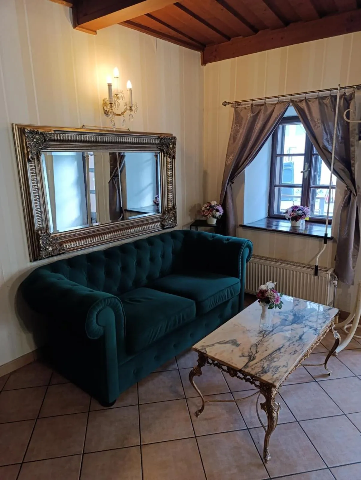 Hotel Salamander - Garni