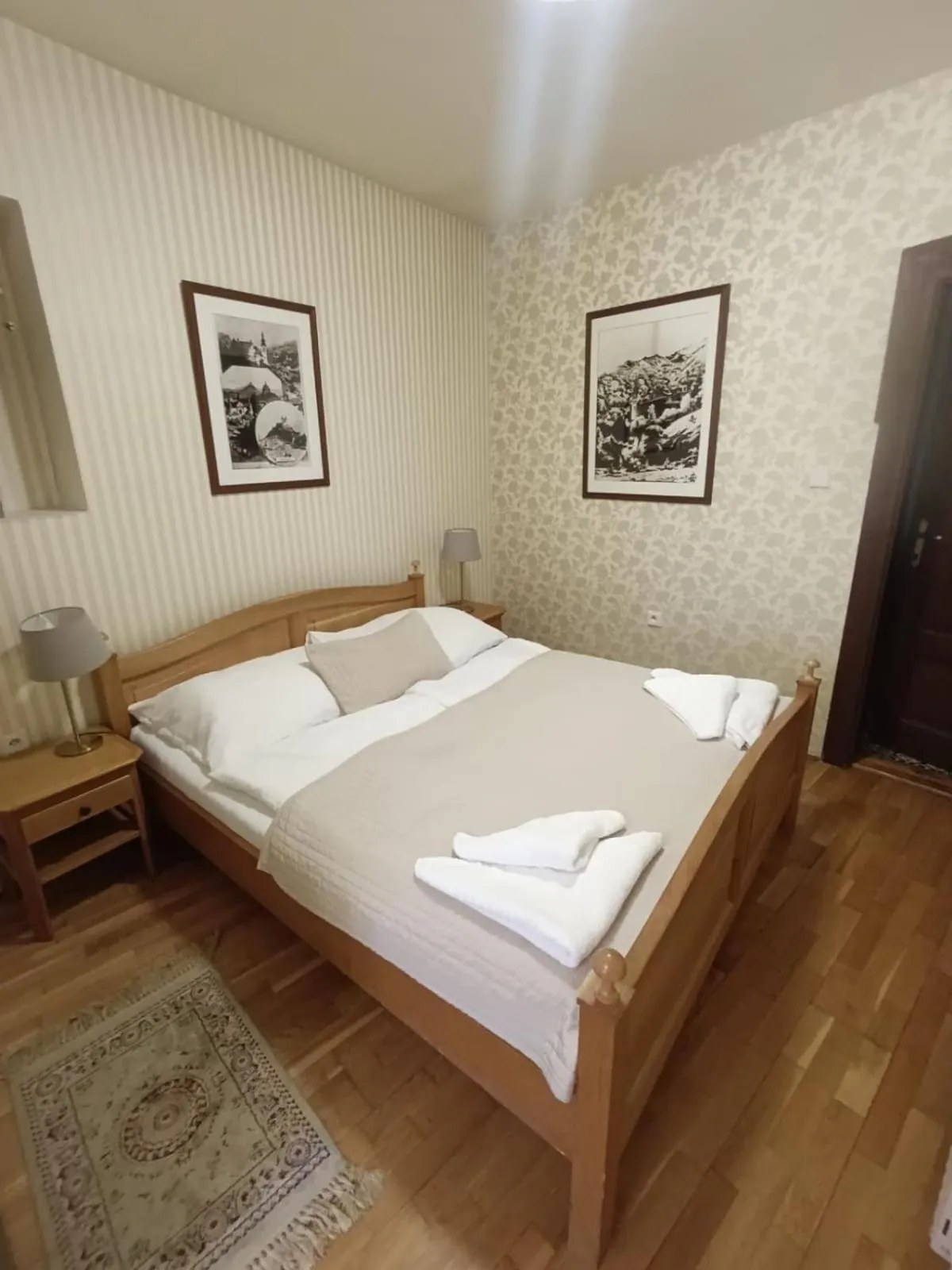 Bed in Hotel Salamander - Garni