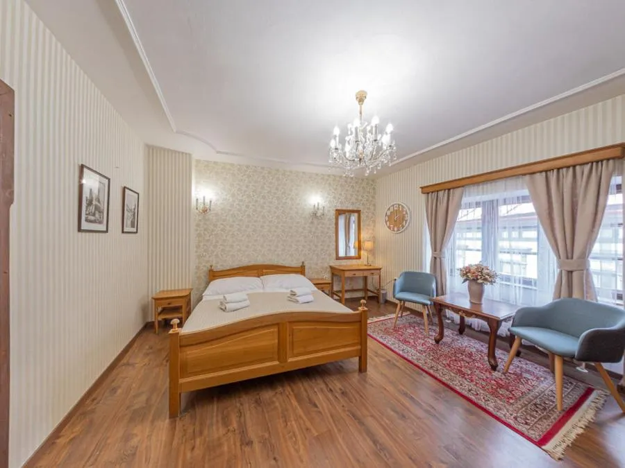 Bed in Hotel Salamander - Garni