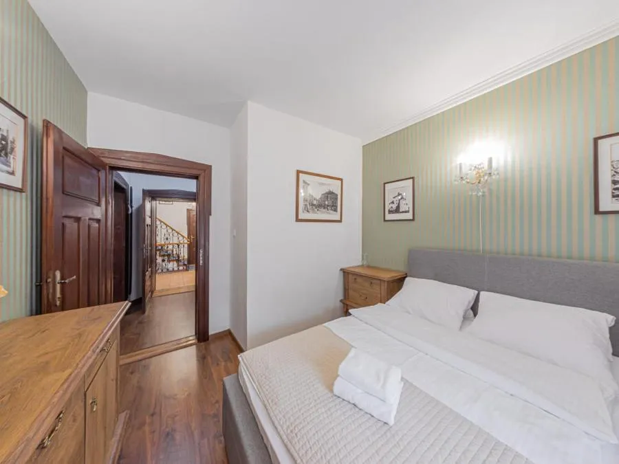 Bed in Hotel Salamander - Garni