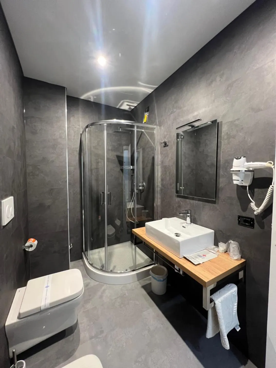 Bathroom in Hotel TEA - Praia a Mare