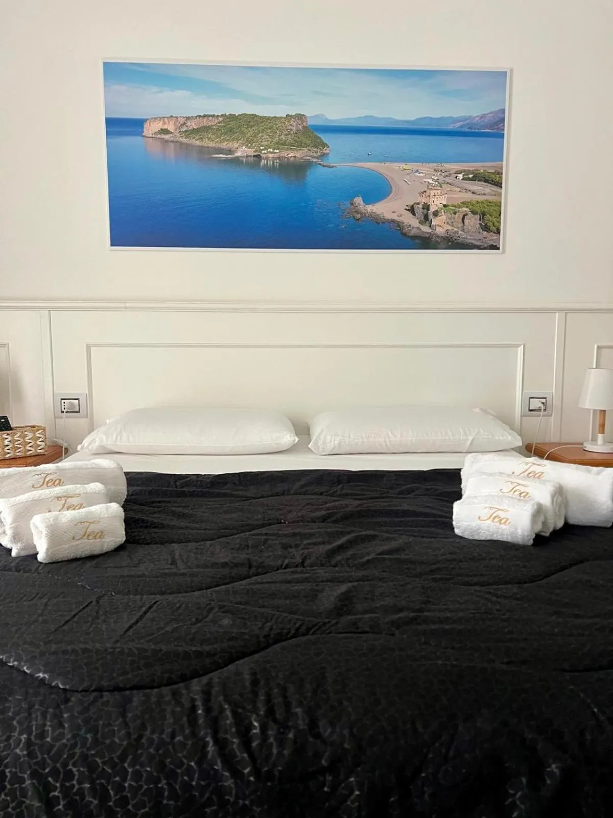 Bedroom, Bed in Hotel TEA - Praia a Mare