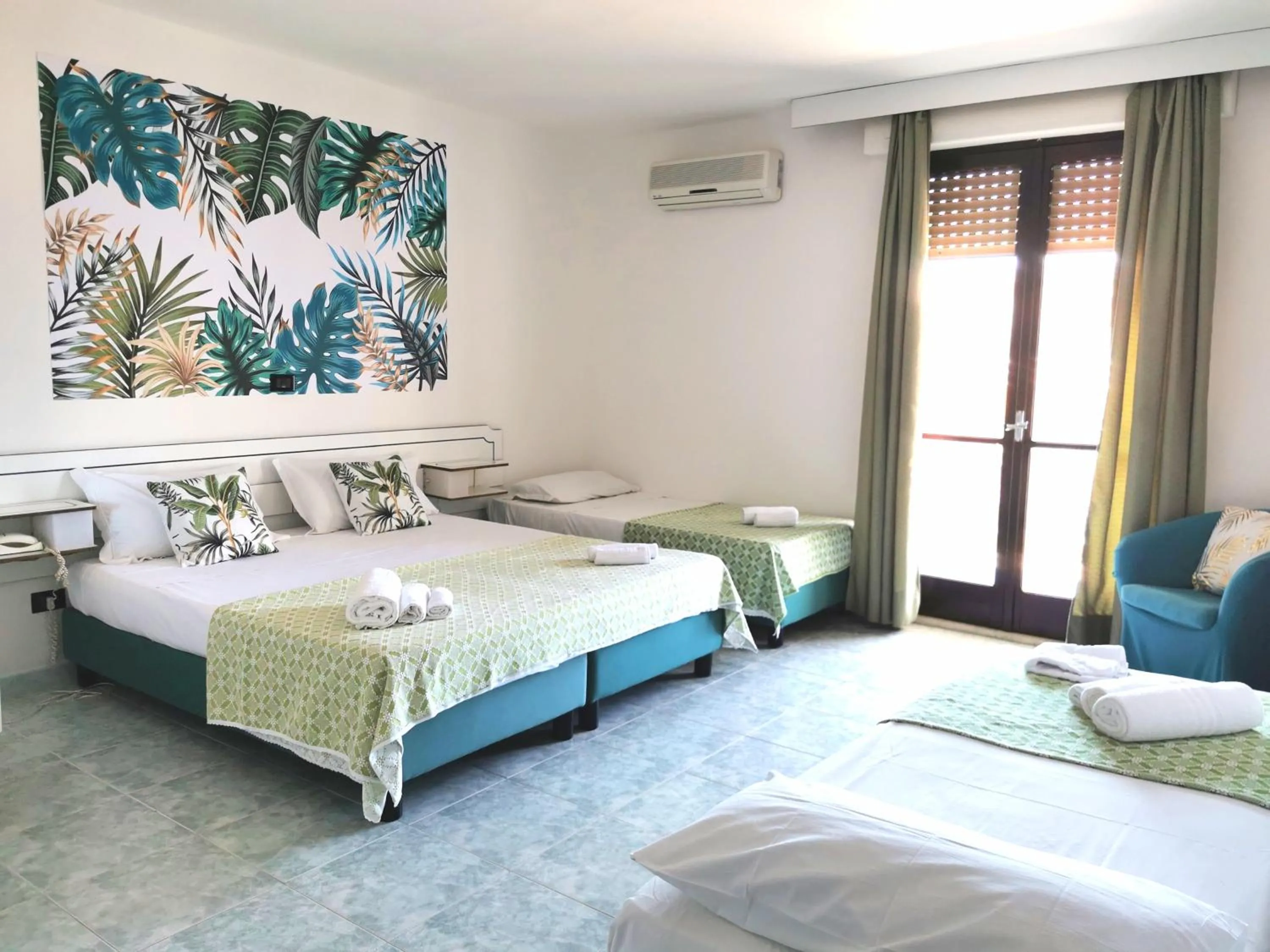 Bedroom, Bed in Hotel TEA - Praia a Mare