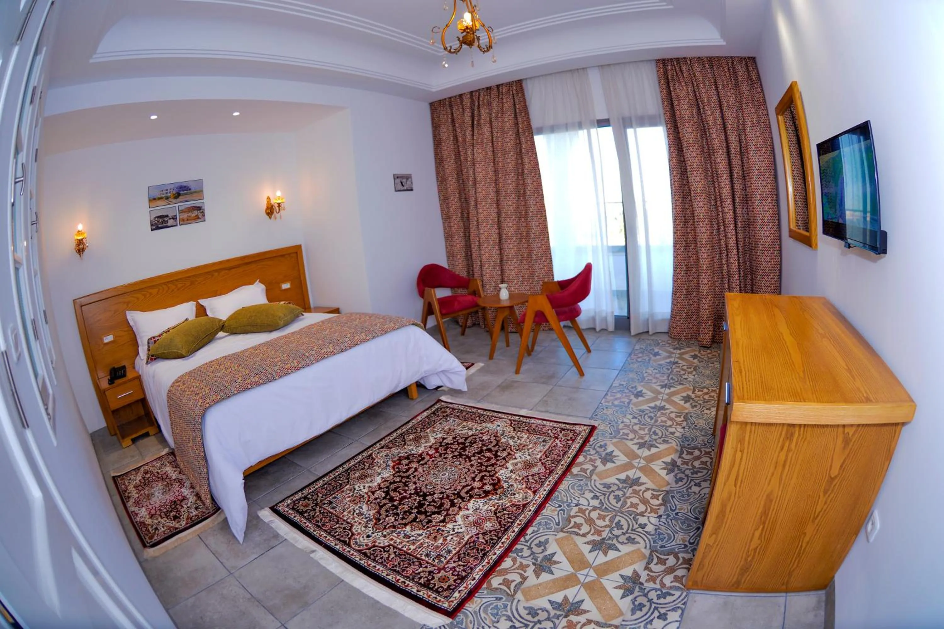 Photo of the whole room in DAR AMMAR