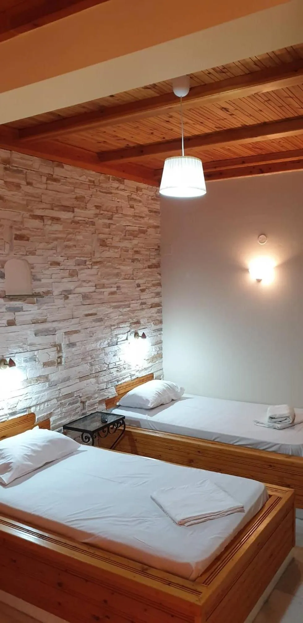 EVI Studios & Apartments