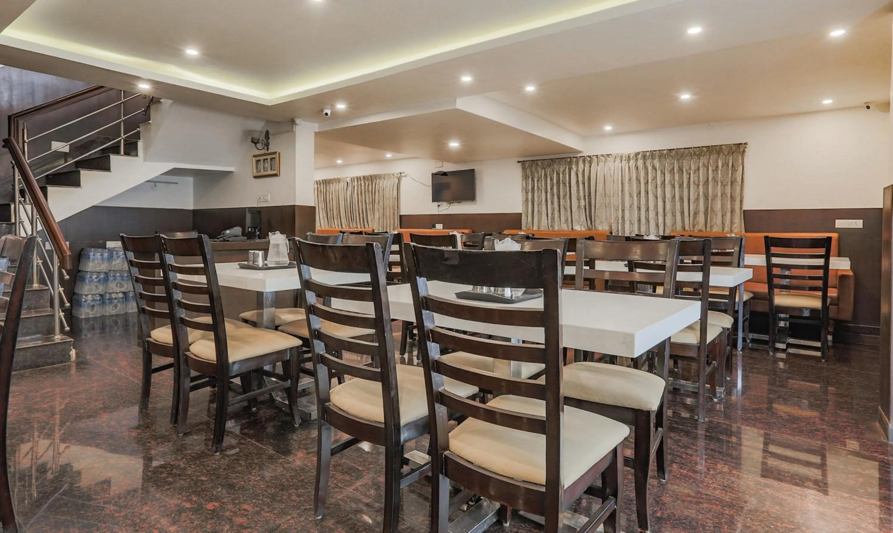 Restaurant/places to eat in The Baron