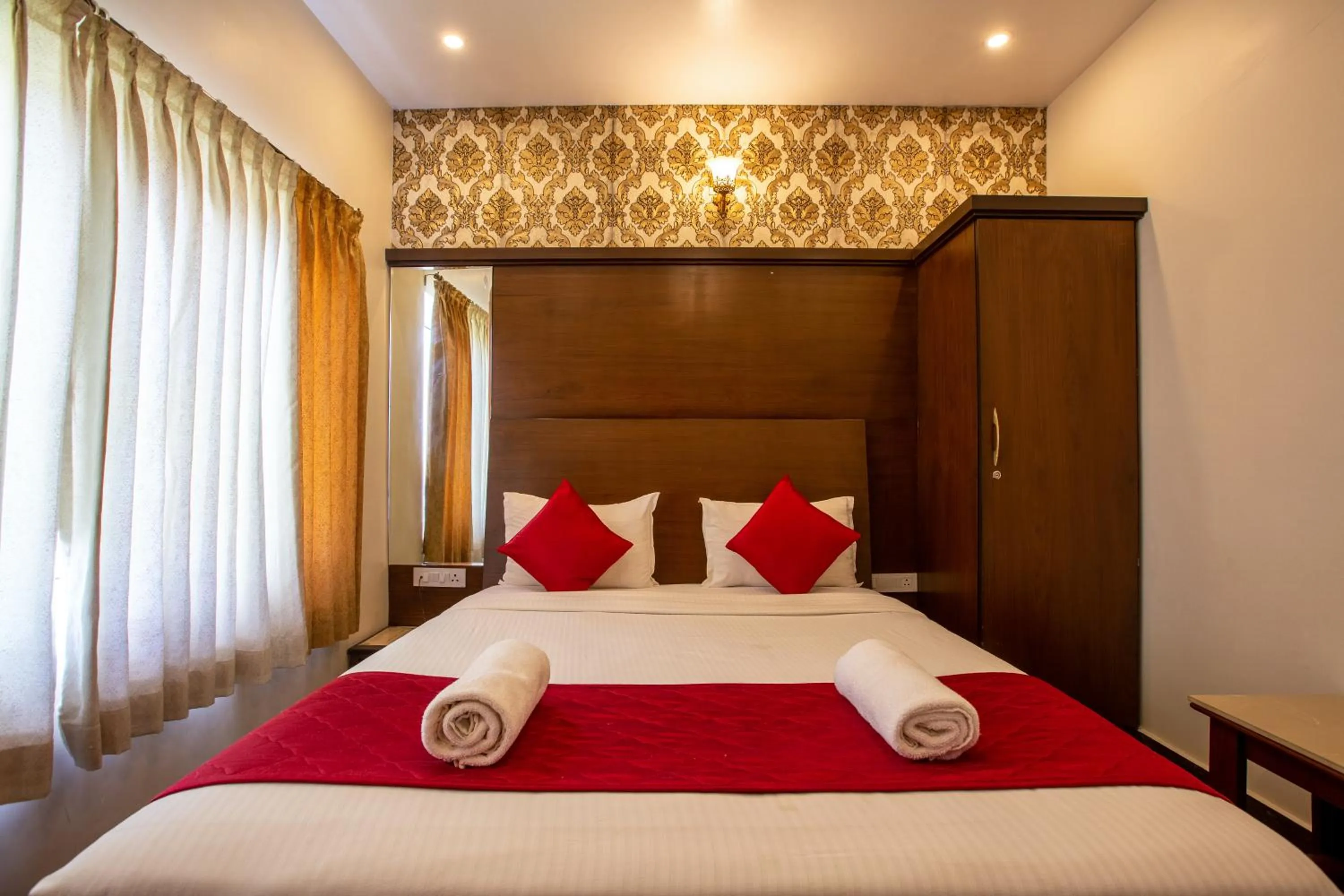 Photo of the whole room, Bed in The Baron