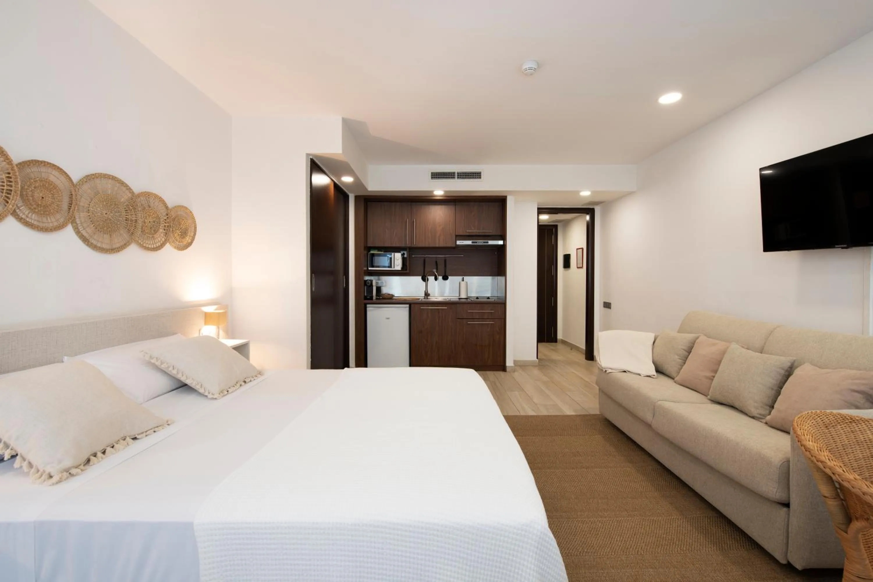 Bed in Aparthotel Centric