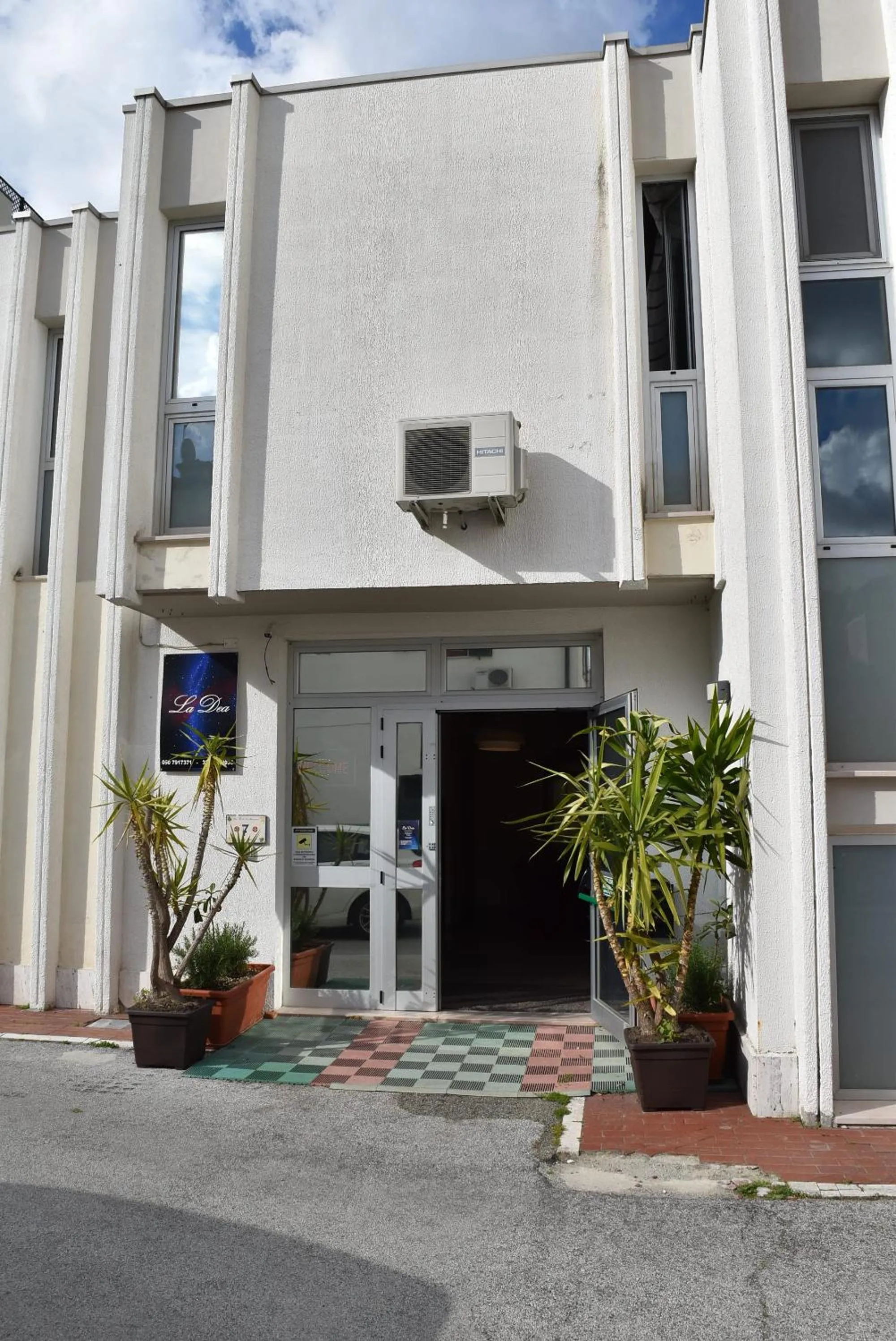 Property building in La Dea