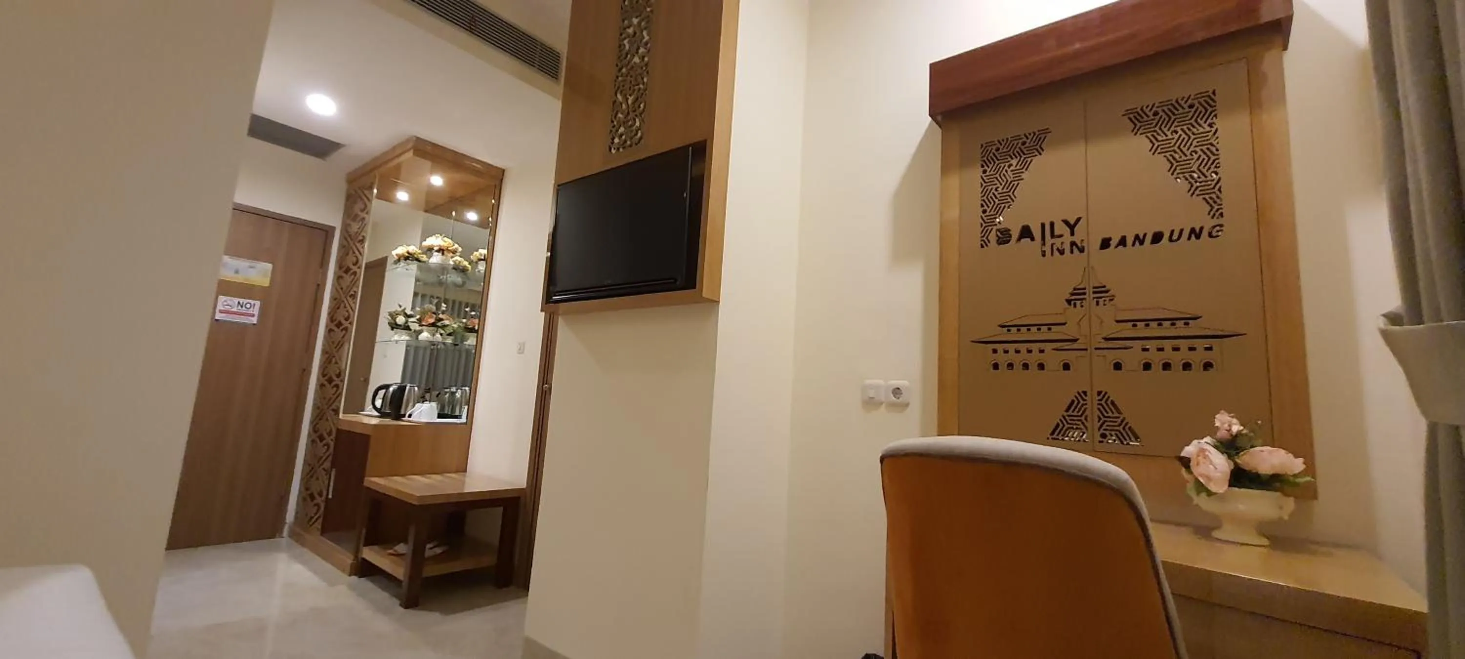 TV and multimedia in Hotel Daily Inn Bandung