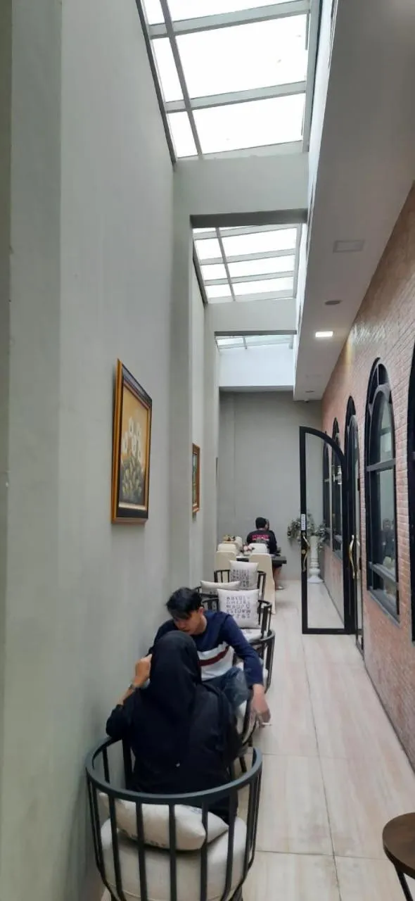 Restaurant/places to eat in Hotel Daily Inn Bandung