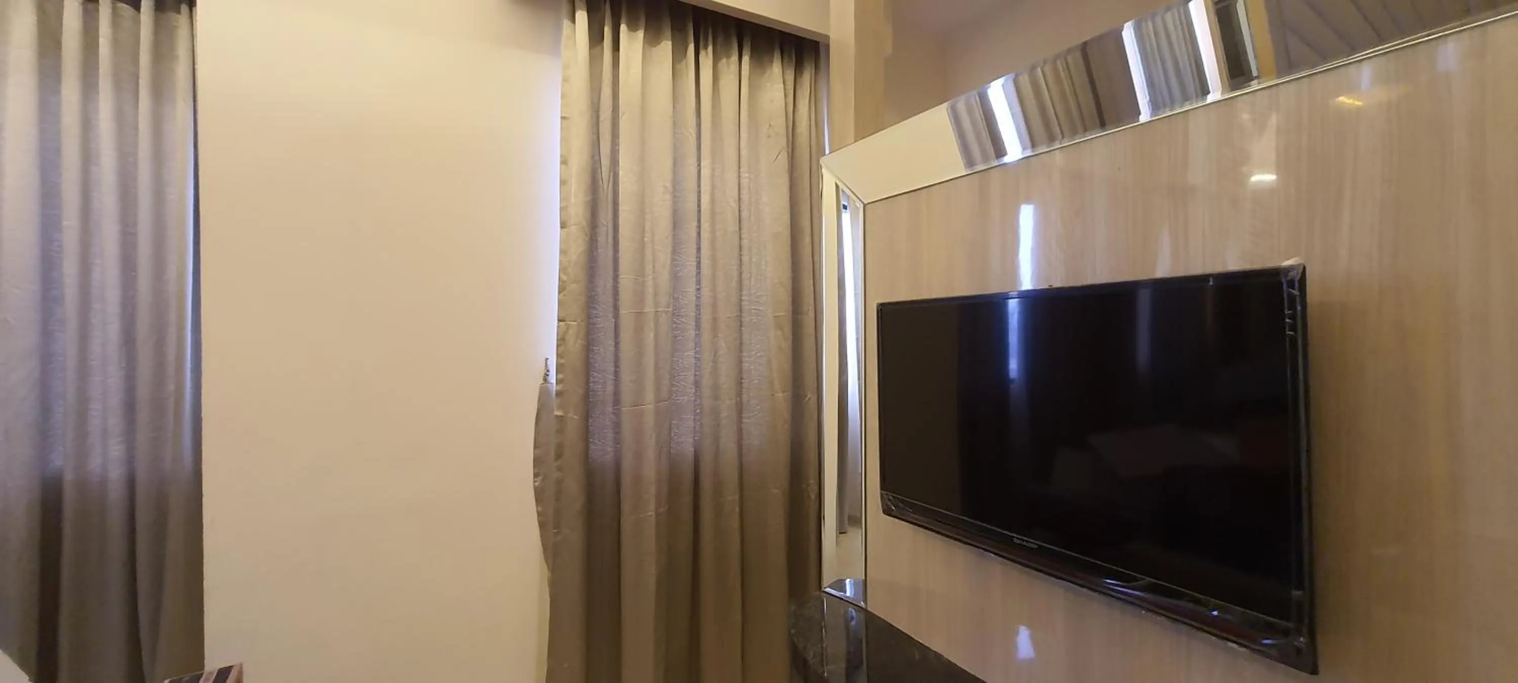 TV and multimedia in Hotel Daily Inn Bandung