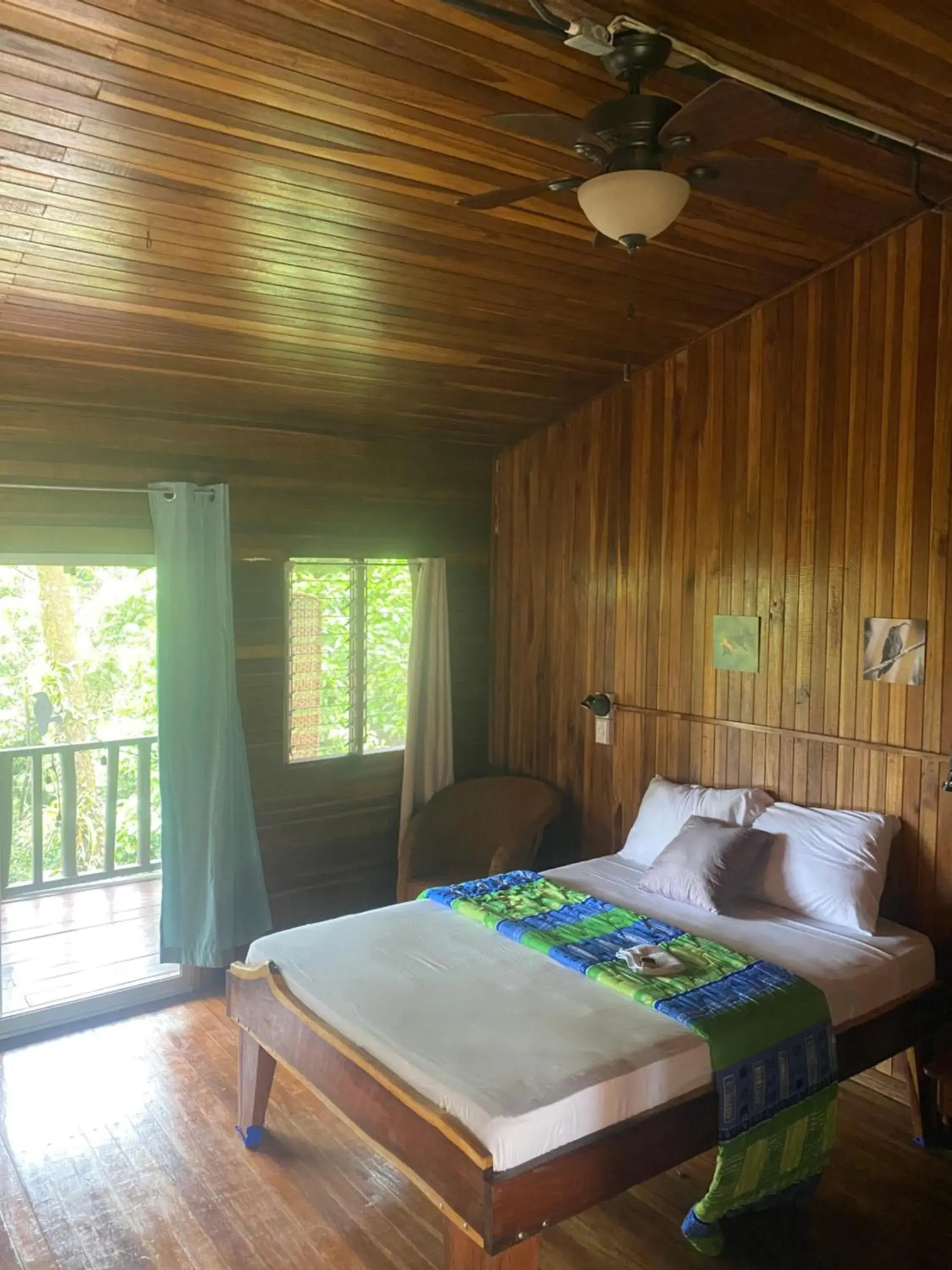 Quadruple Room with Bathroom in Birds & Breakfast Costa Rica Quadruple Room with Bathroom in Birds & Breakfast Costa Rica