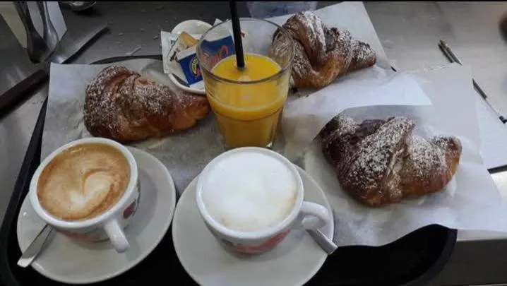 Breakfast in B&B Rainbow