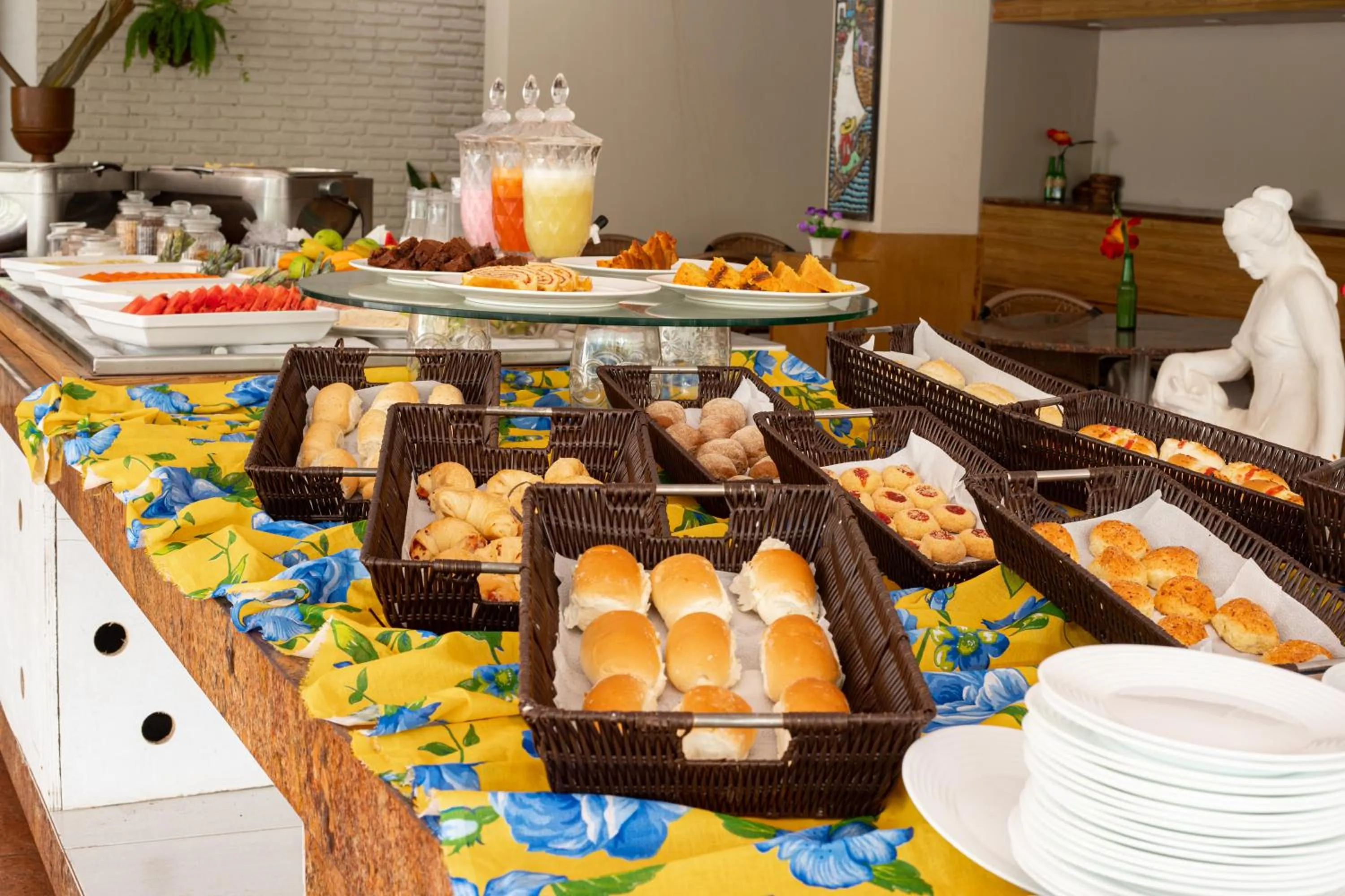 Breakfast in Beach Class Muro Alto Condomínio Resort By New Time