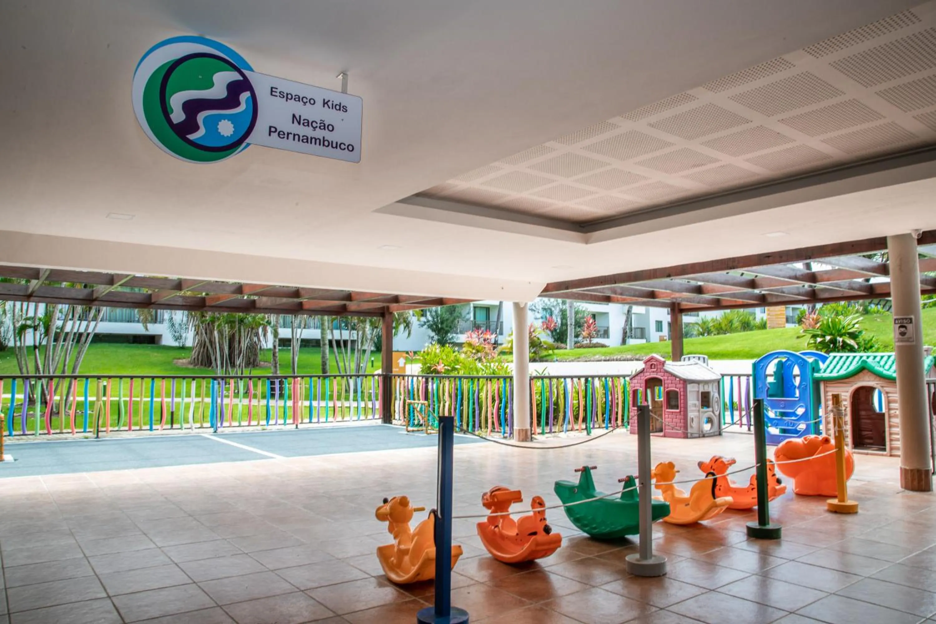 Kids's club in Beach Class Muro Alto Condomínio Resort By New Time